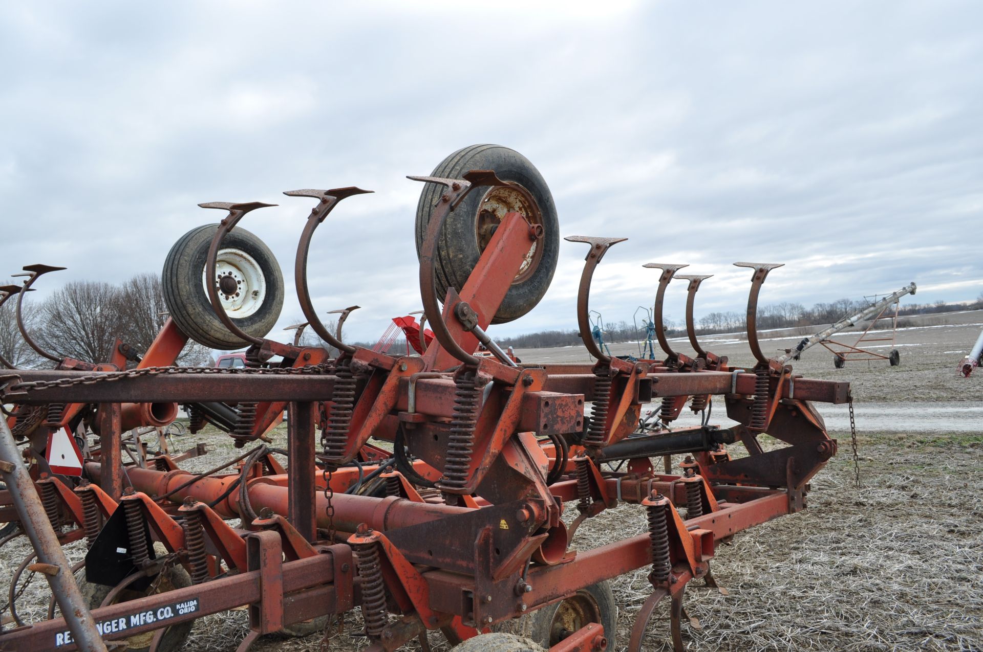 24’ White 226 field cultivator - Image 15 of 16