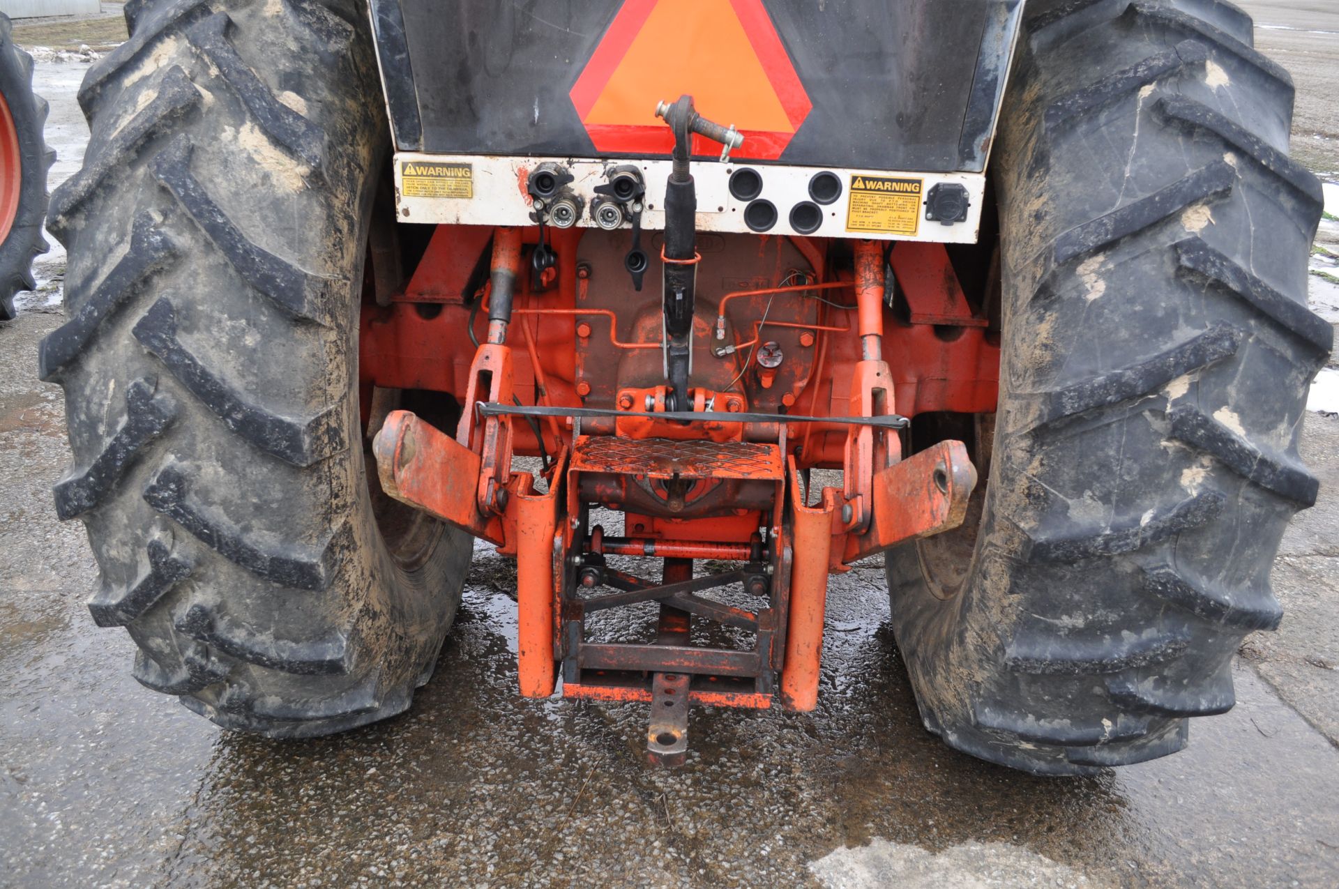 Case 2290 tractor - Image 10 of 18