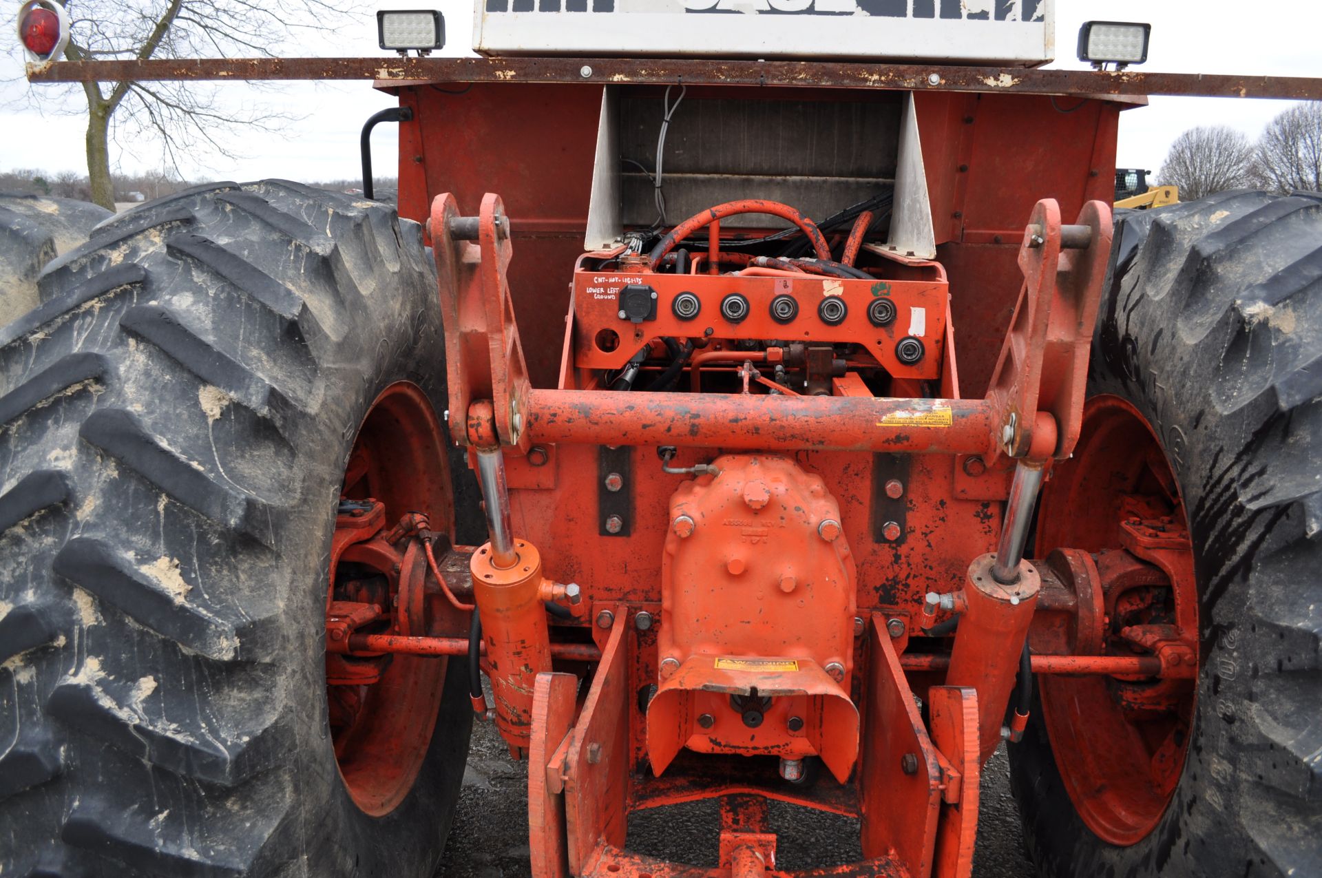 Case 4490 tractor - Image 12 of 28