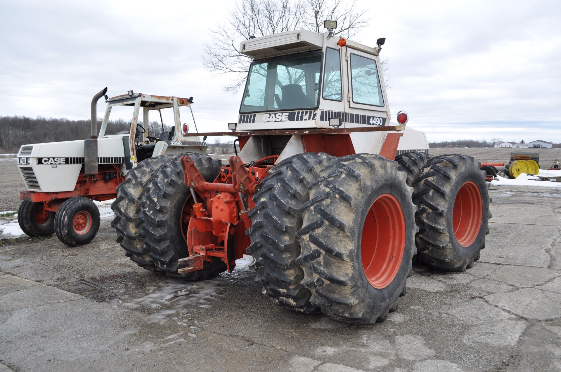 Case 4490 tractor - Image 3 of 28