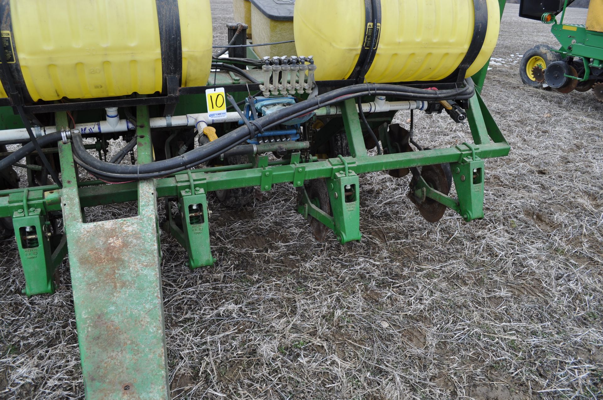 John Deere 7000 6x30’ planter - Image 10 of 15