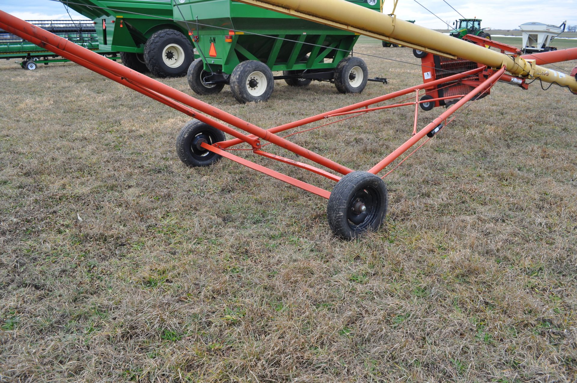 Westfield MK 100-61 swing-away auger, 540 pto, hyd raise - Image 3 of 7