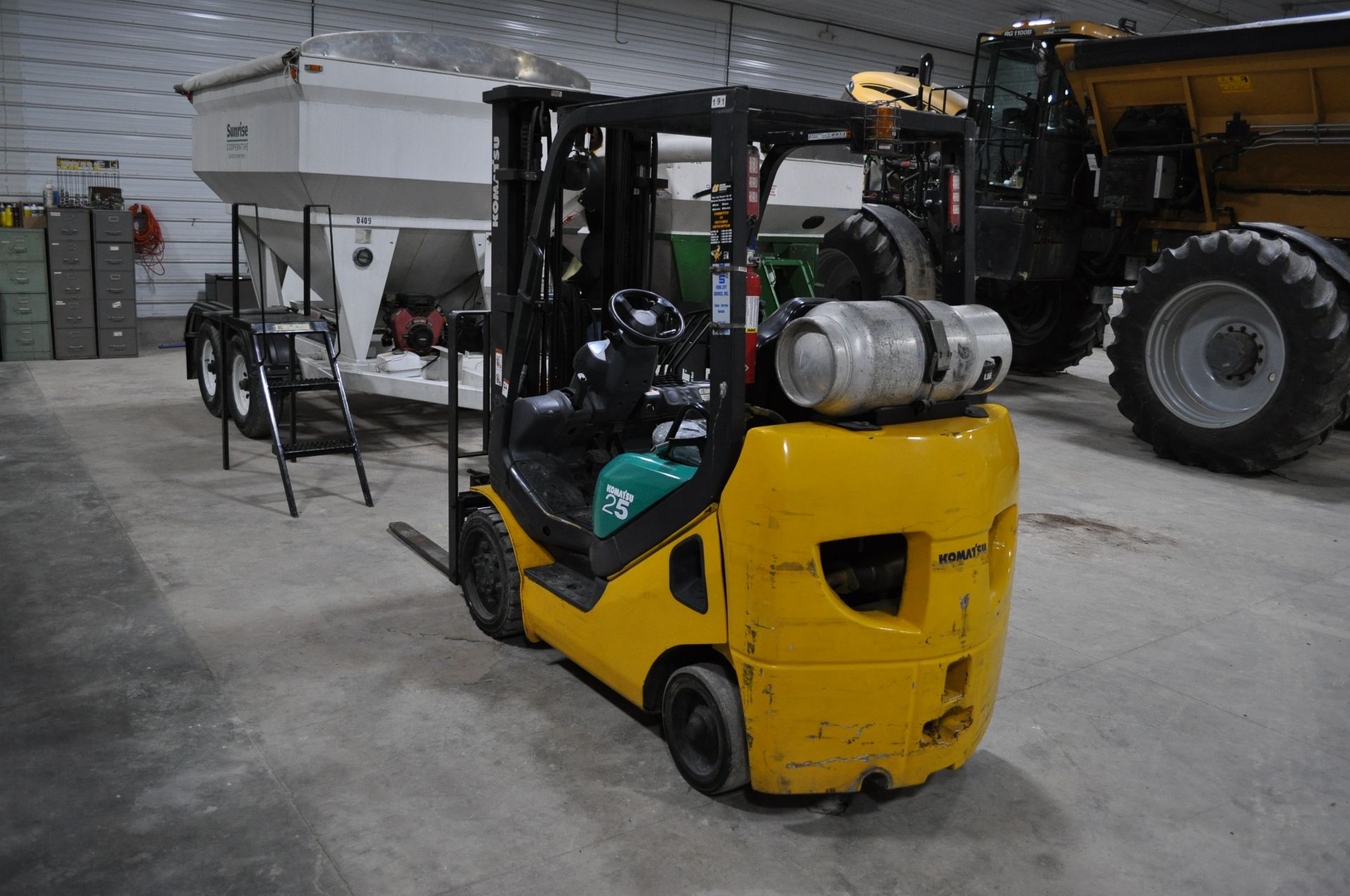 2008 Komatsu forklift - Image 3 of 17