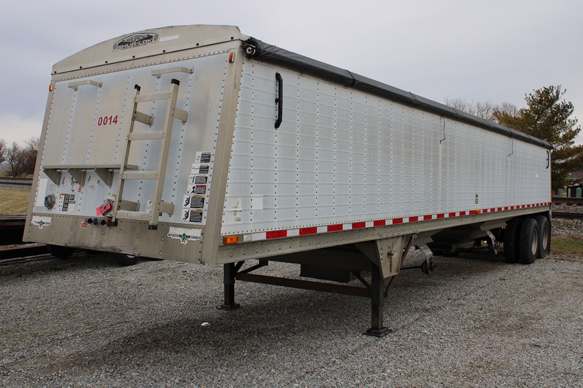 2000 41’ Wilson Commander grain trailer - Image 2 of 23