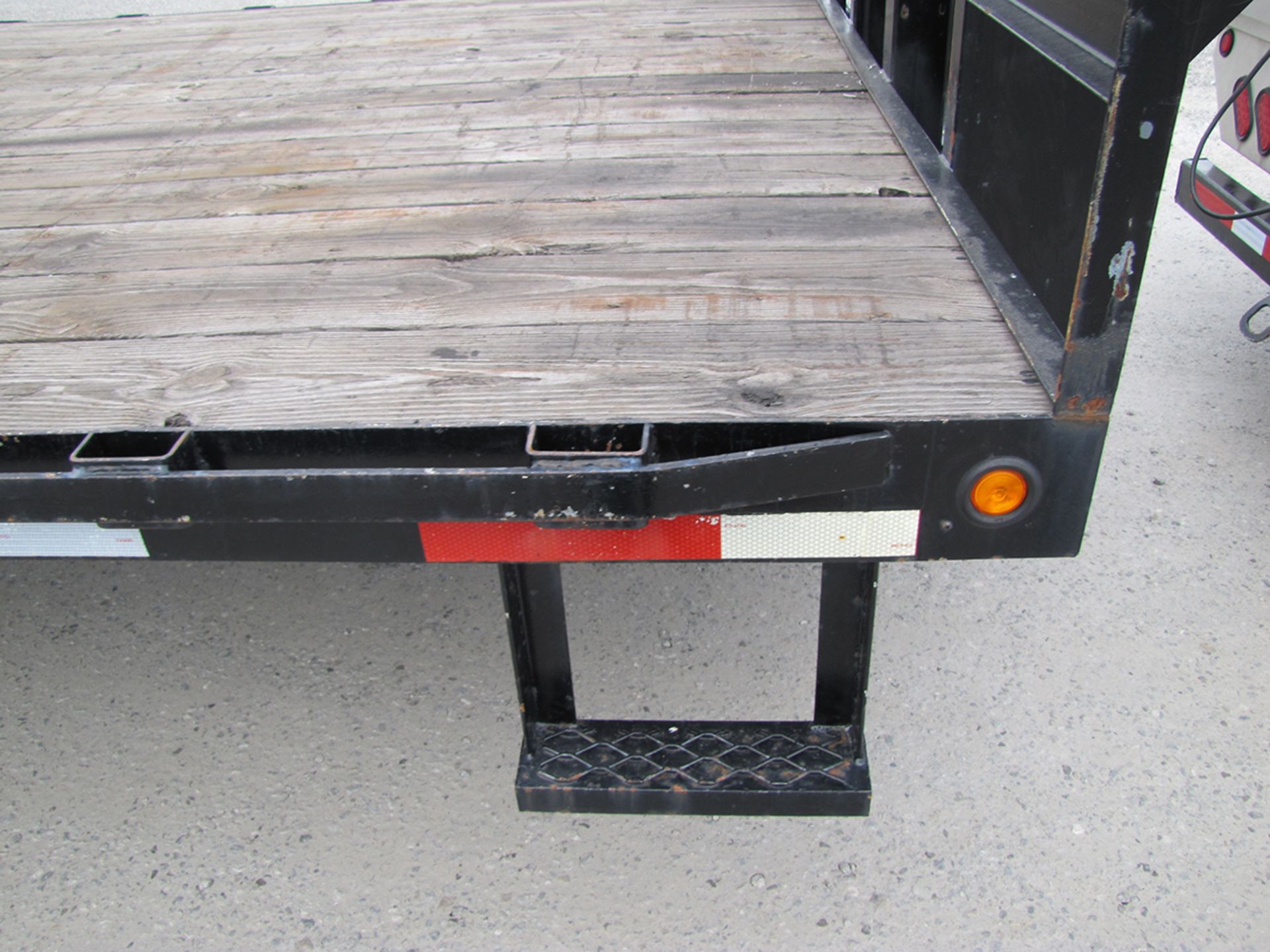 2012 20’+5’ Appalachian CGP-H25 flatbed gooseneck trailer - Image 17 of 35