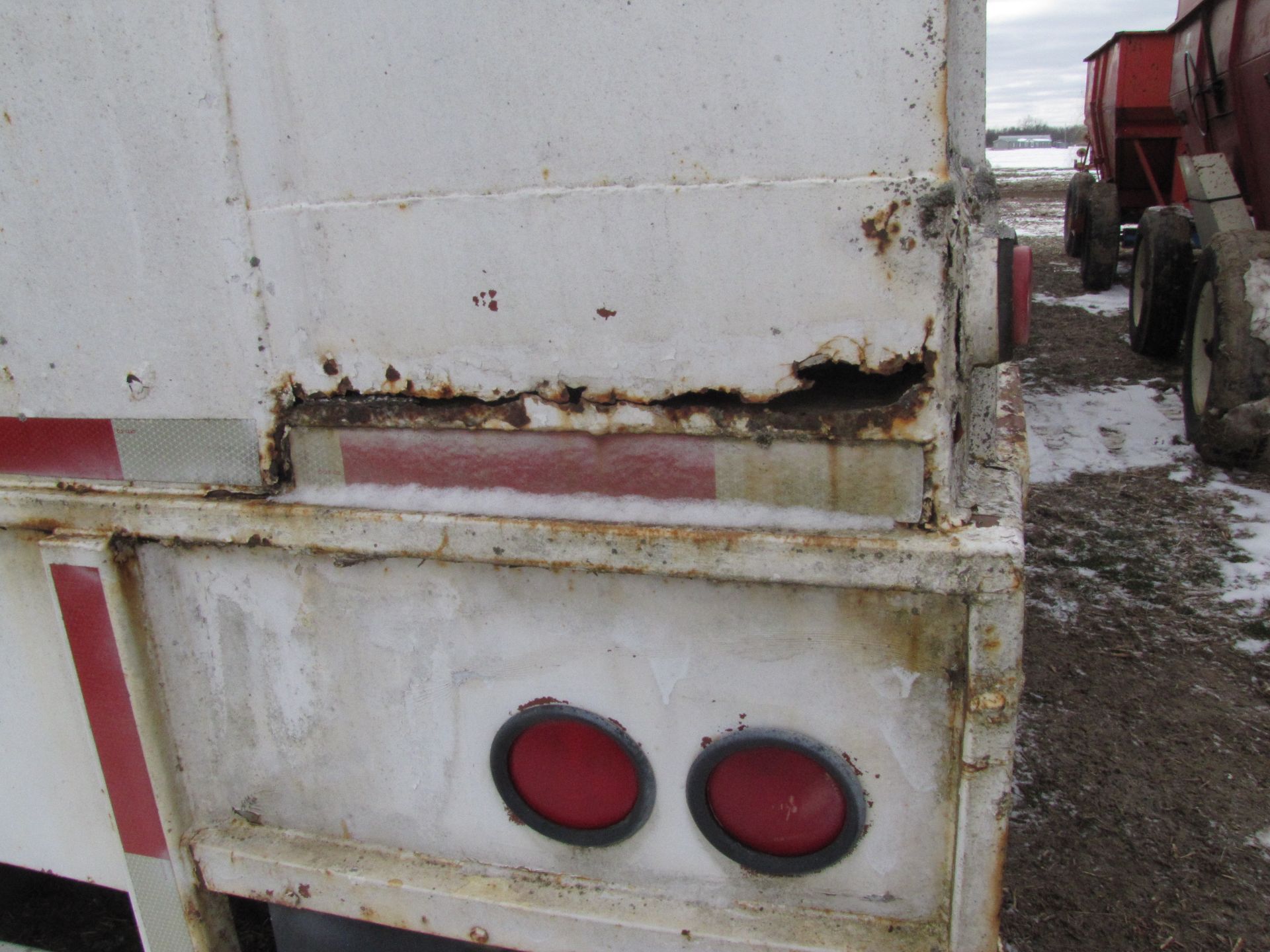 40’ steel hopper grain trailer, NO TITLE - Image 9 of 33