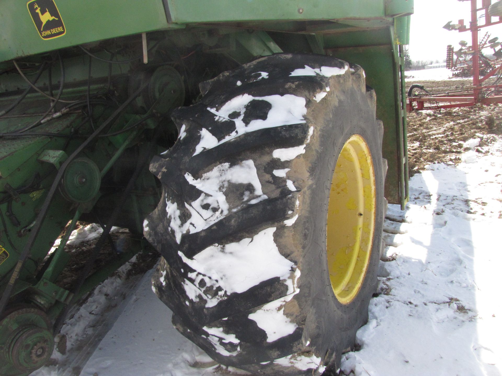 John Deere 8820 Combine - Image 38 of 68