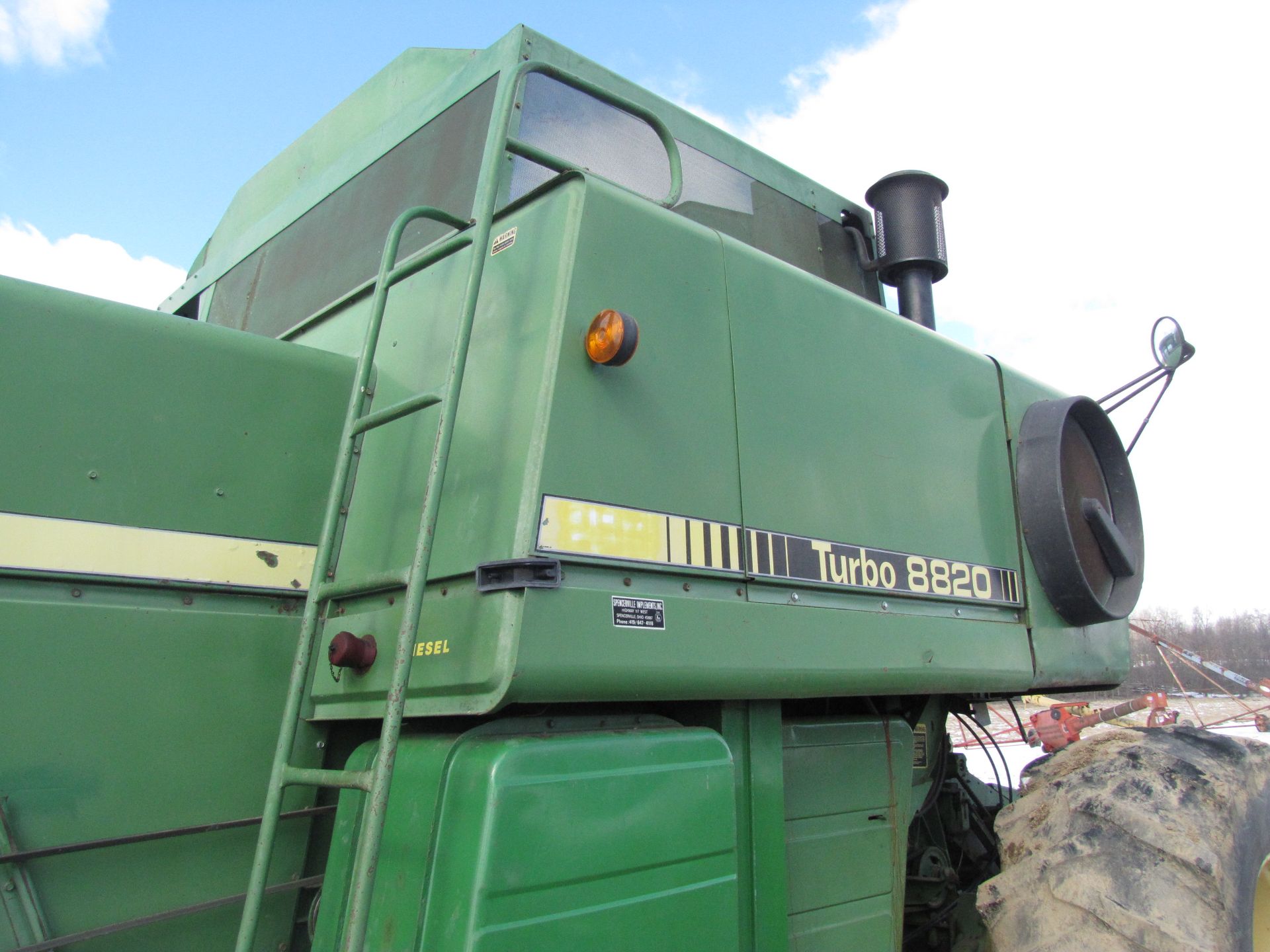 John Deere 8820 Combine - Image 19 of 68