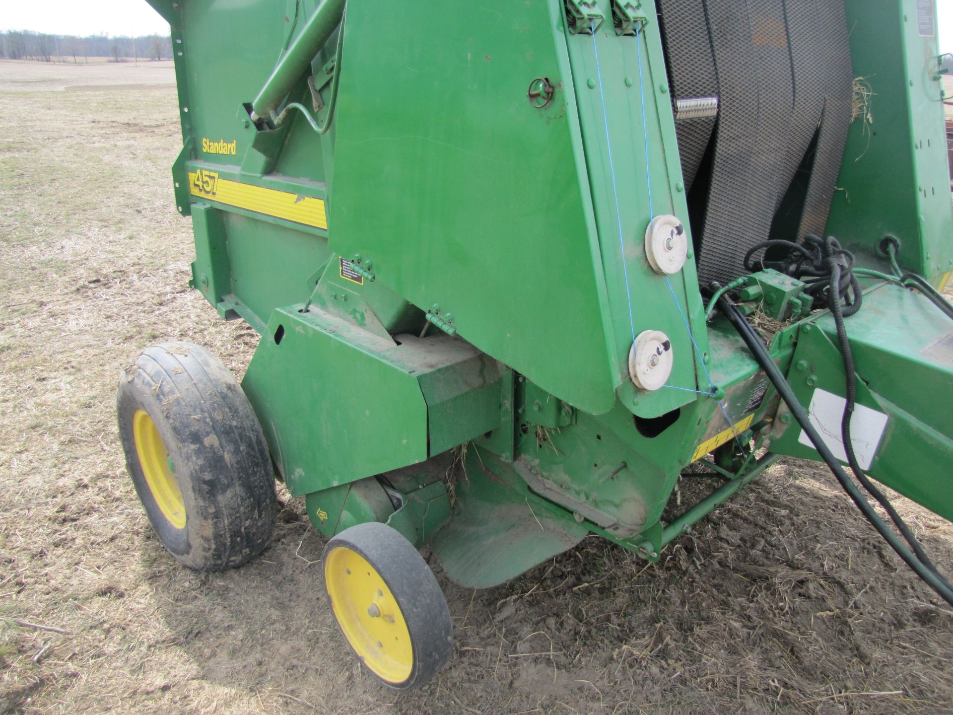 John Deere 457 round baler - Image 19 of 19