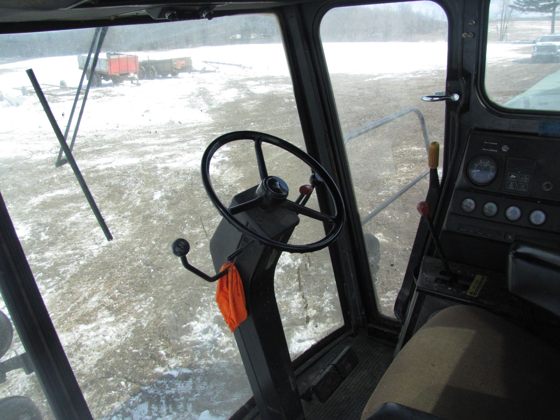 John Deere 8820 Combine - Image 60 of 68