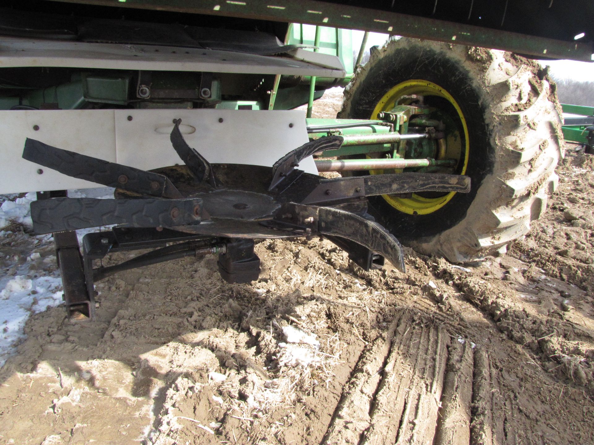 John Deere 8820 Combine - Image 12 of 68