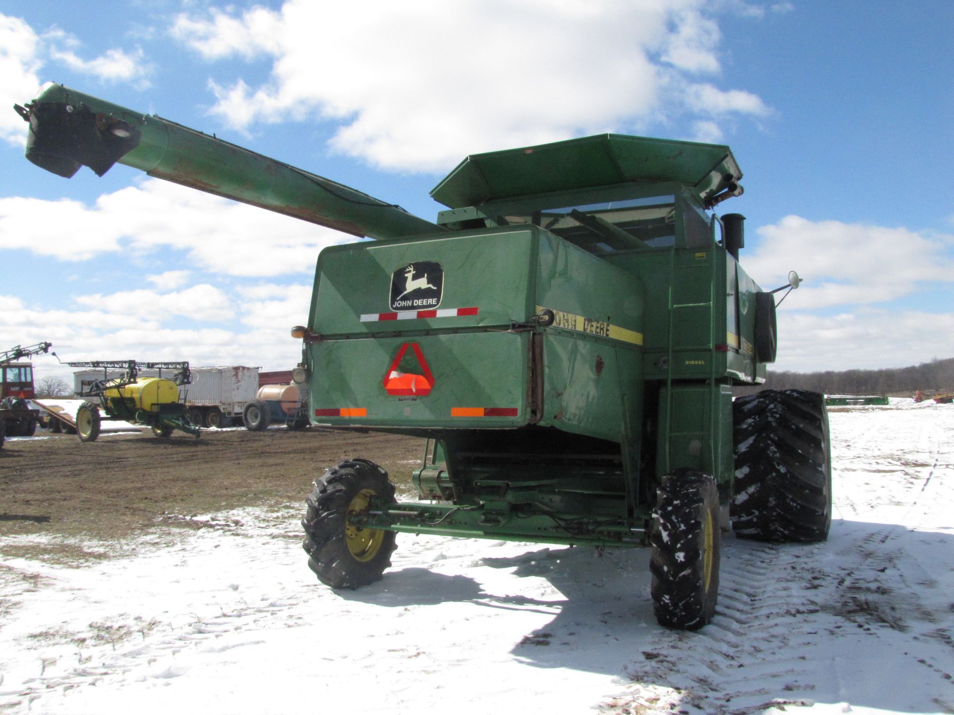 John Deere 8820 yellow top combine - Image 5 of 41