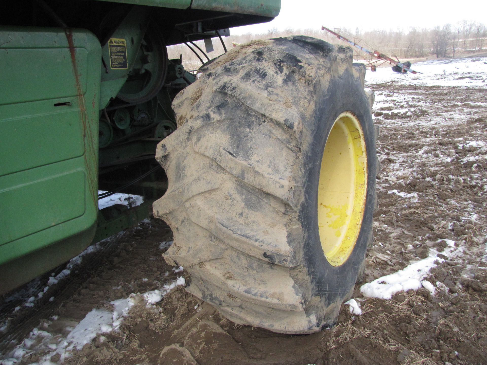 John Deere 8820 Combine - Image 23 of 68