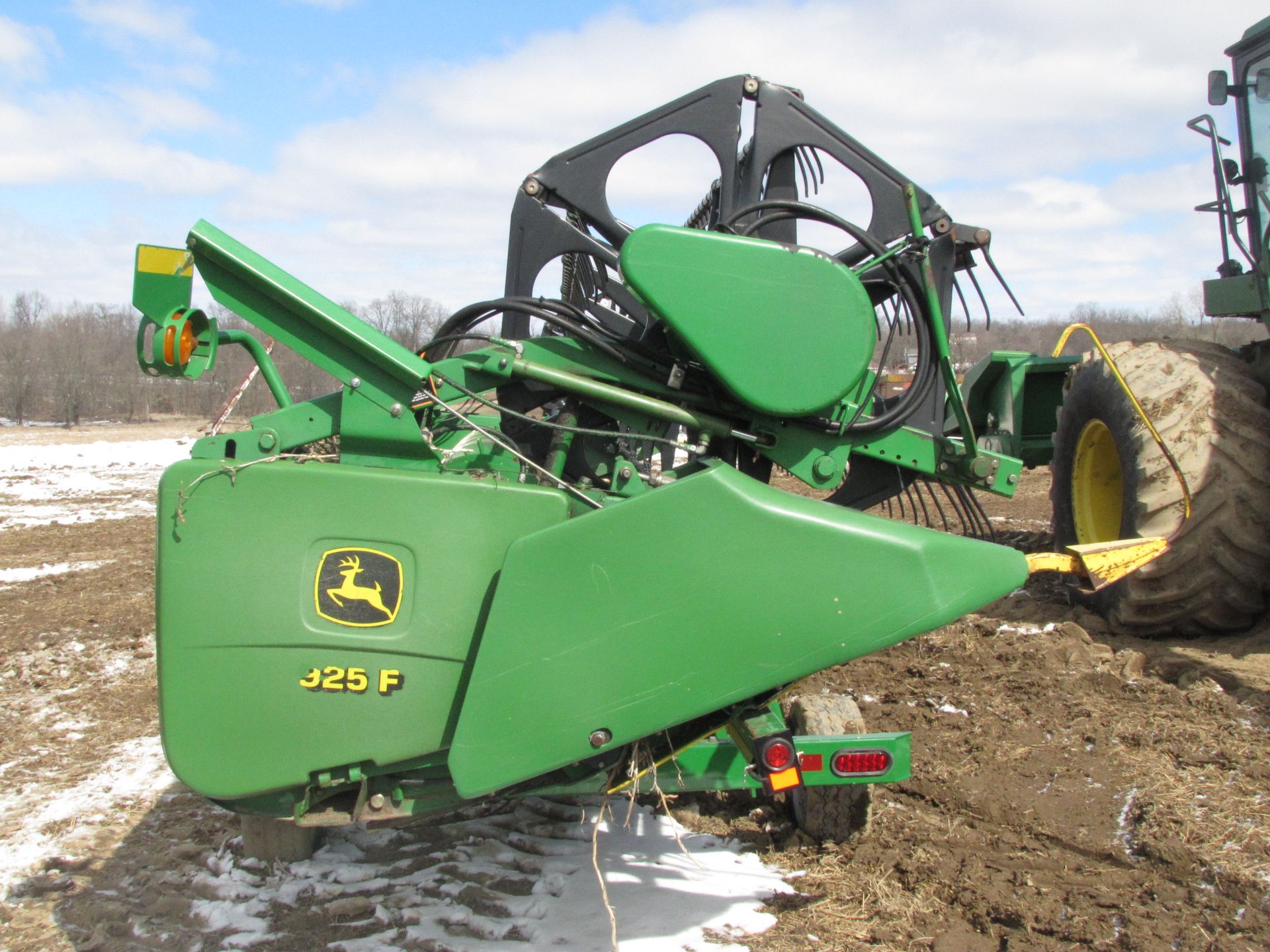 John Deere 925F grain platform - Image 5 of 34