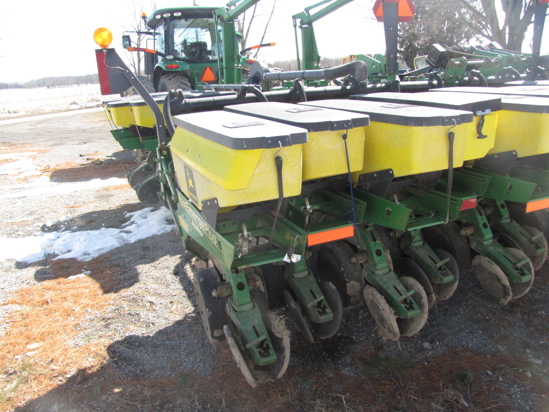 John Deere 1780 12/23-row Max Emerge Plus conservation planter - Image 10 of 30