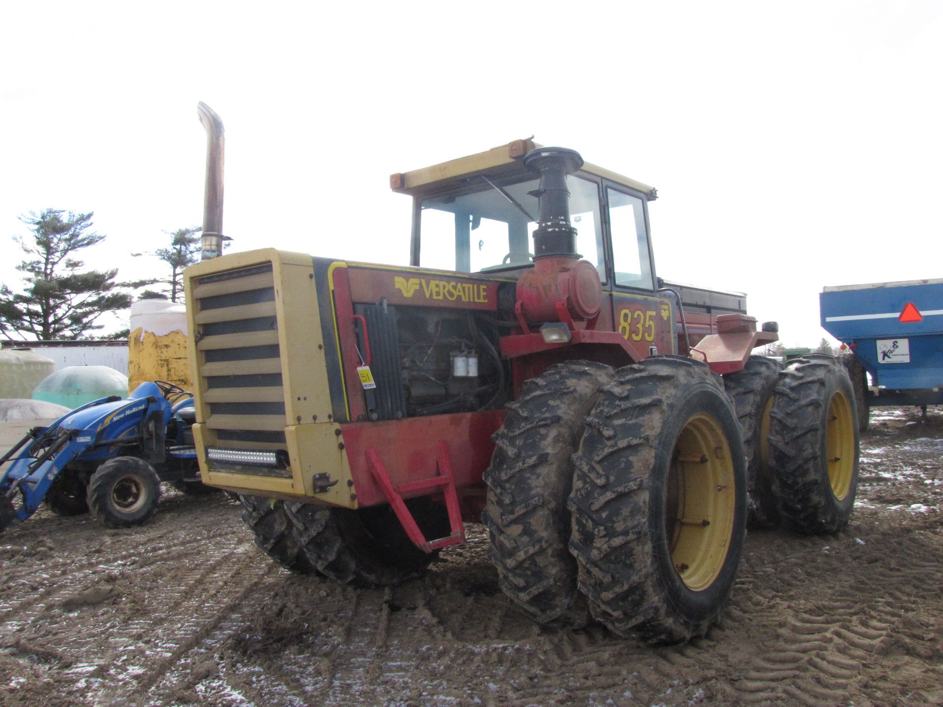 Versatile 835 tractor - Image 8 of 51