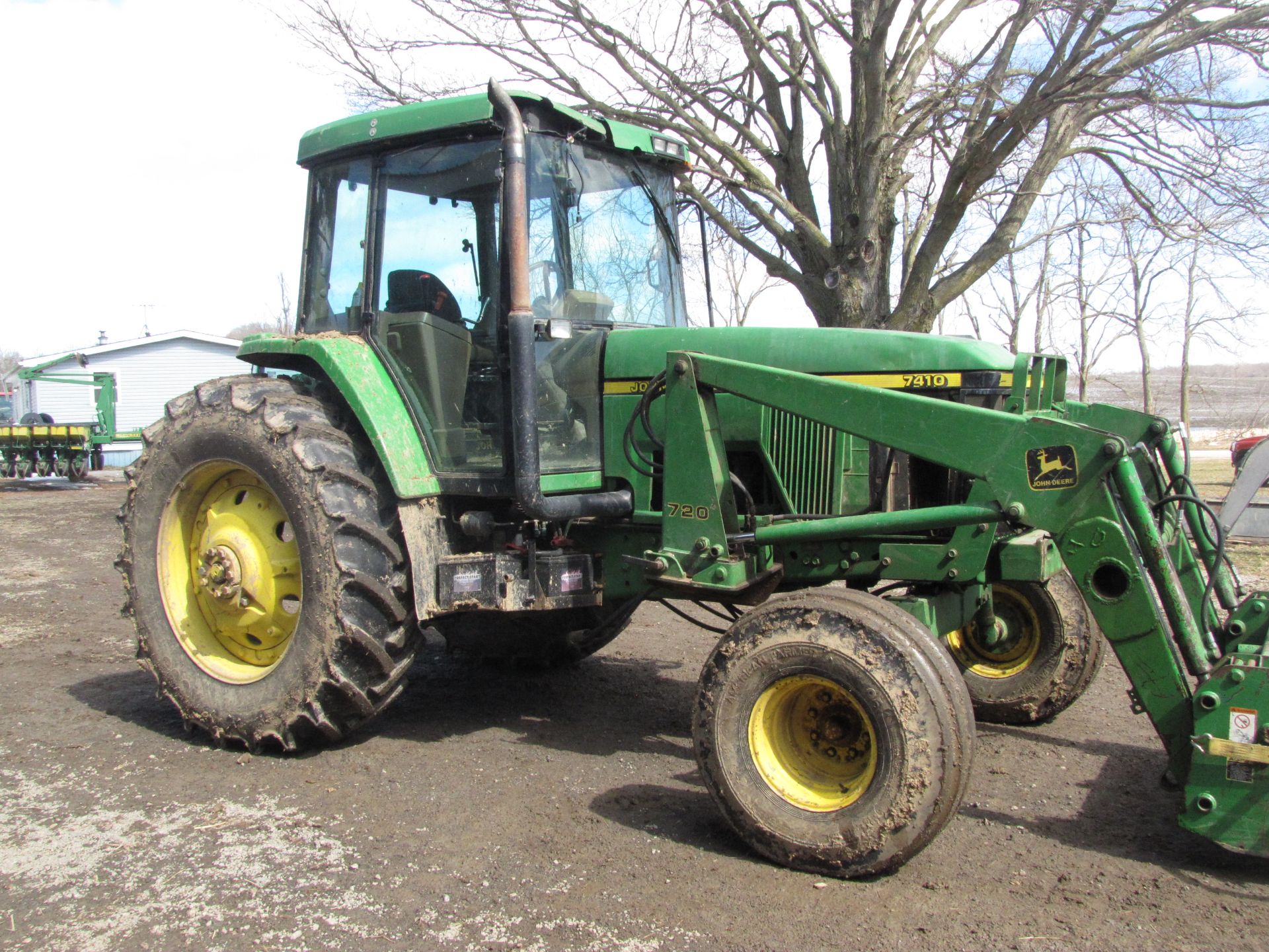 John Deere 7410 tractor w/ 720 loader - Image 3 of 45