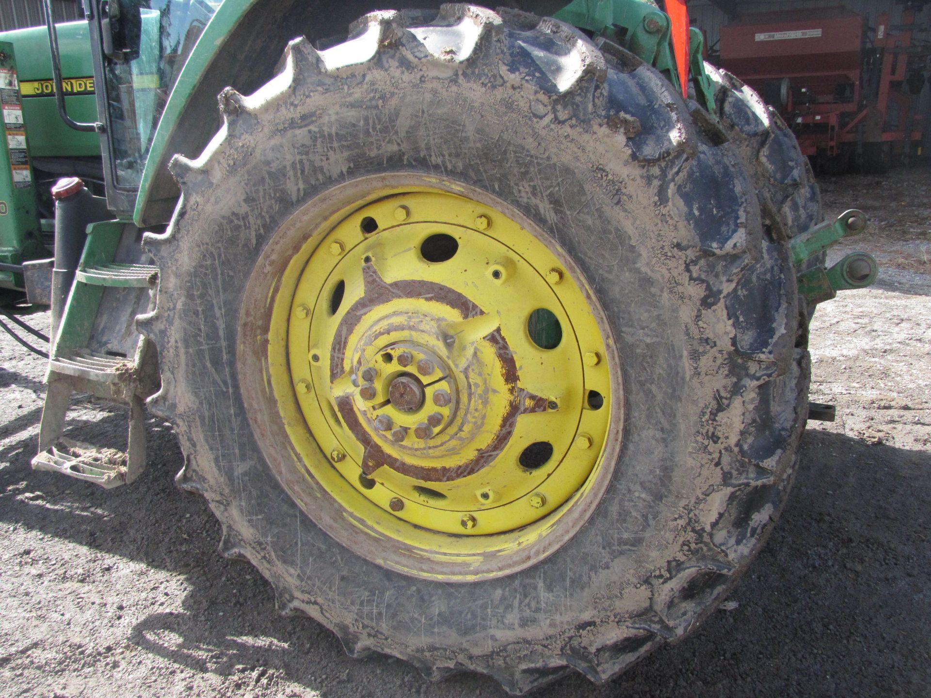 John Deere 7410 tractor w/ 720 loader - Image 17 of 45