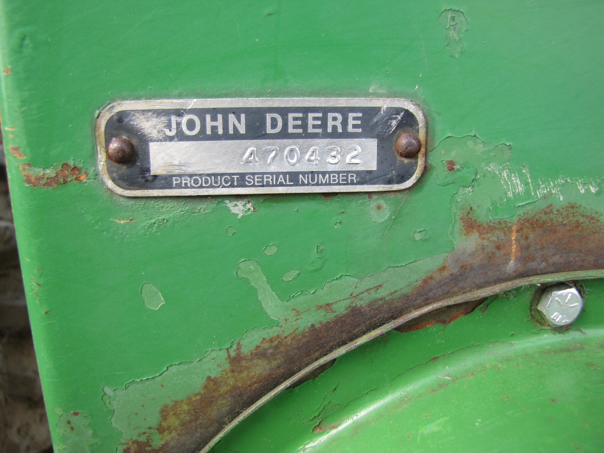 John Deere 8-row corn head - Image 3 of 14