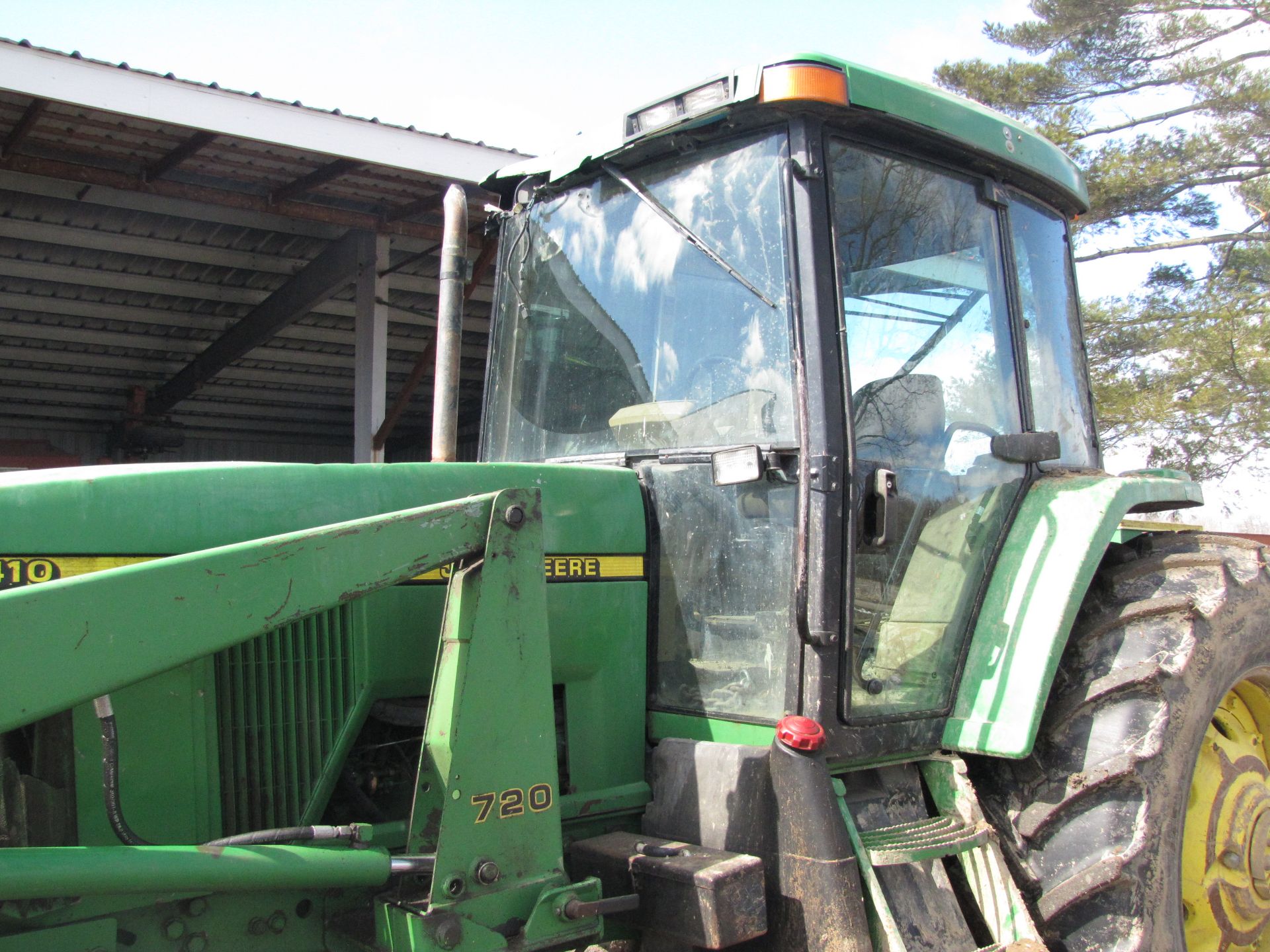 John Deere 7410 tractor w/ 720 loader - Image 14 of 45