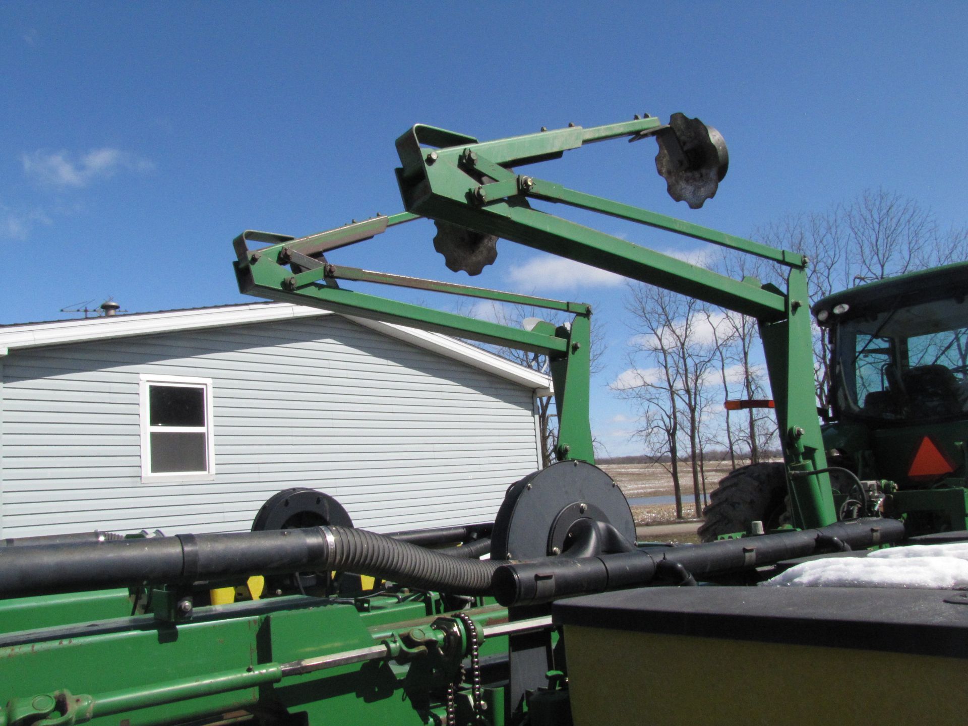 John Deere 1780 12/23-row Max Emerge Plus conservation planter - Image 16 of 30