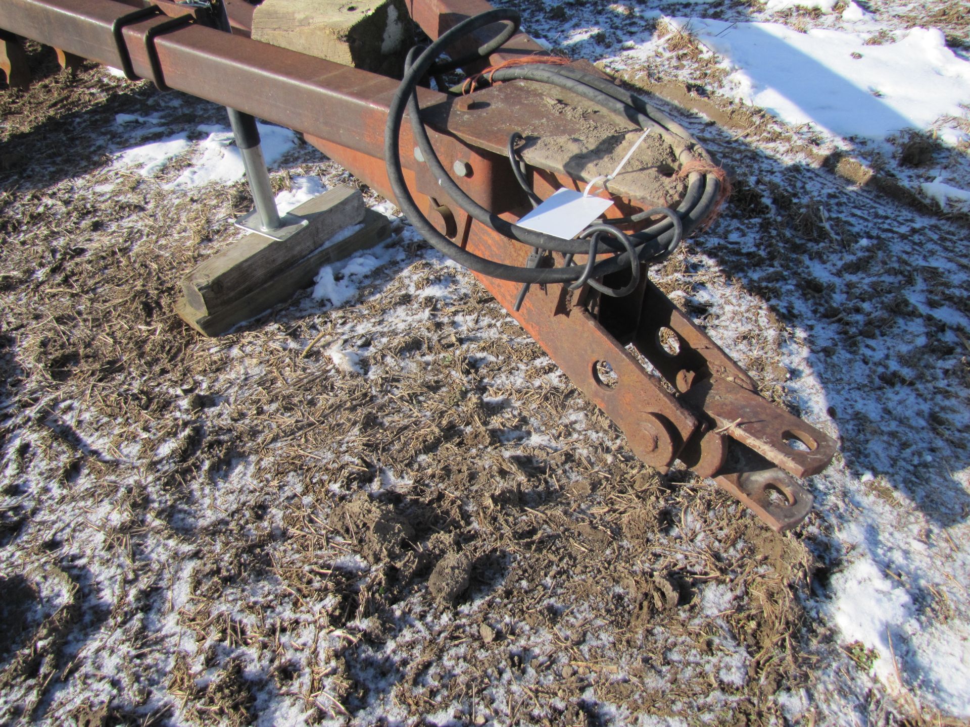 8-shank Kewanee 580 Conser-vator disc chisel plow - Image 12 of 20