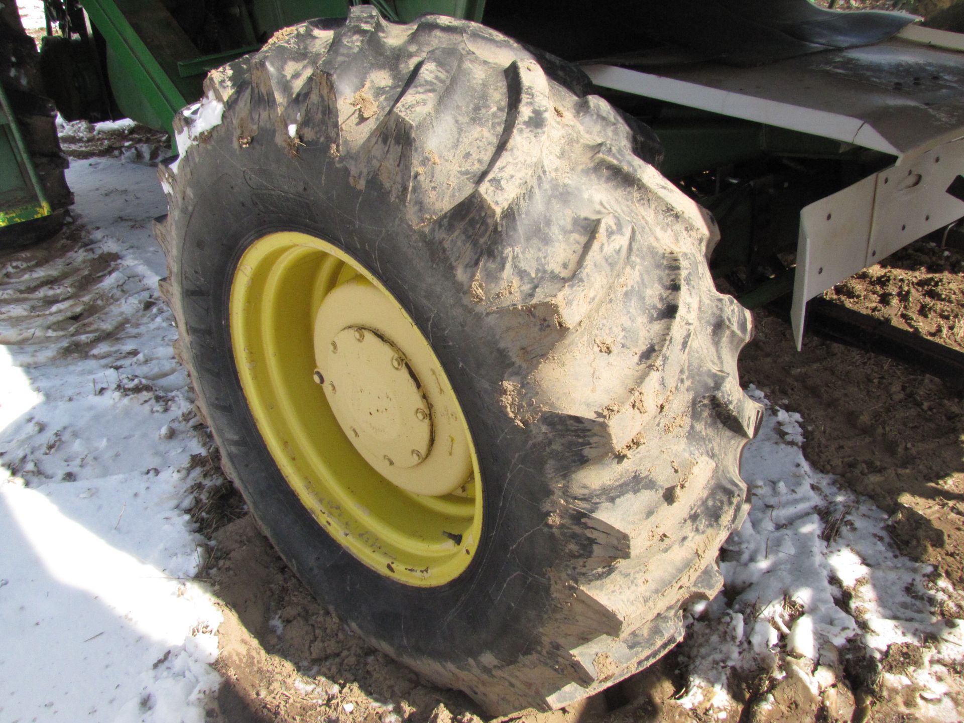 John Deere 8820 Combine - Image 46 of 68