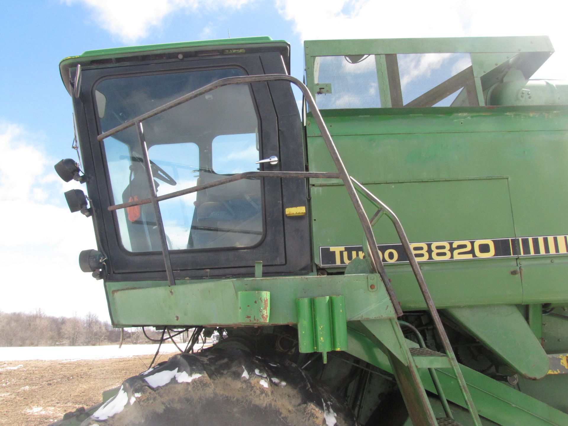 John Deere 8820 Combine - Image 40 of 68