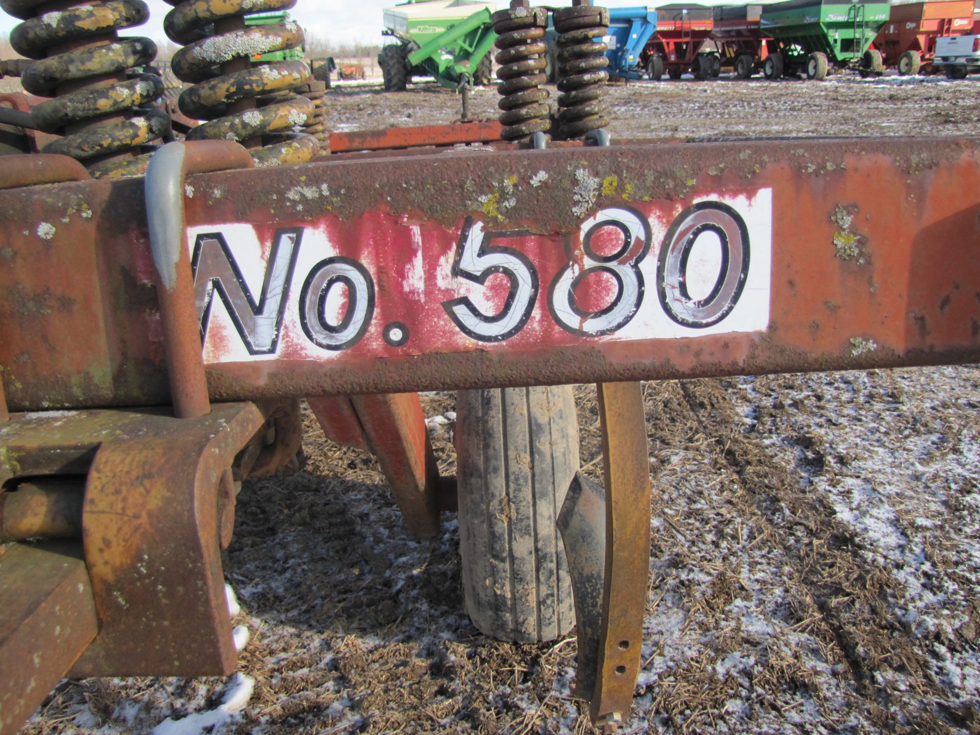 8-shank Kewanee 580 Conser-vator disc chisel plow - Image 17 of 20