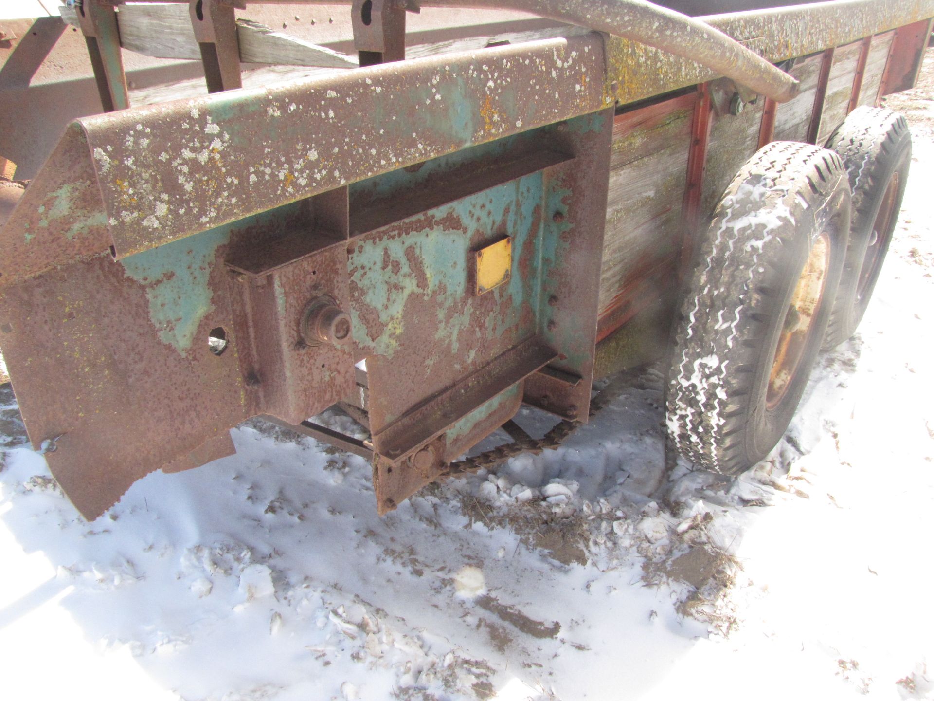 New Idea manure spreader - Image 25 of 29