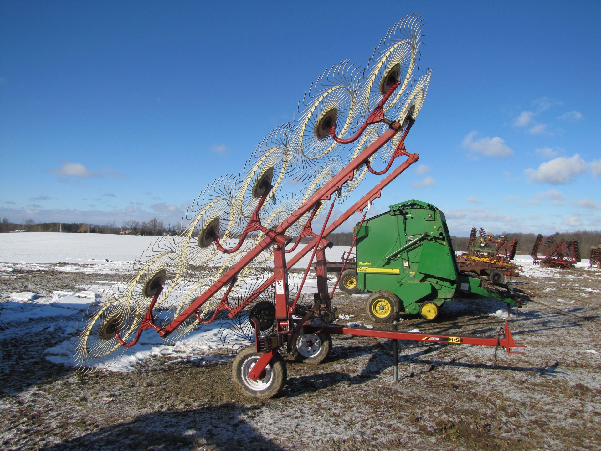 H&S V12 hay rake - Image 7 of 19