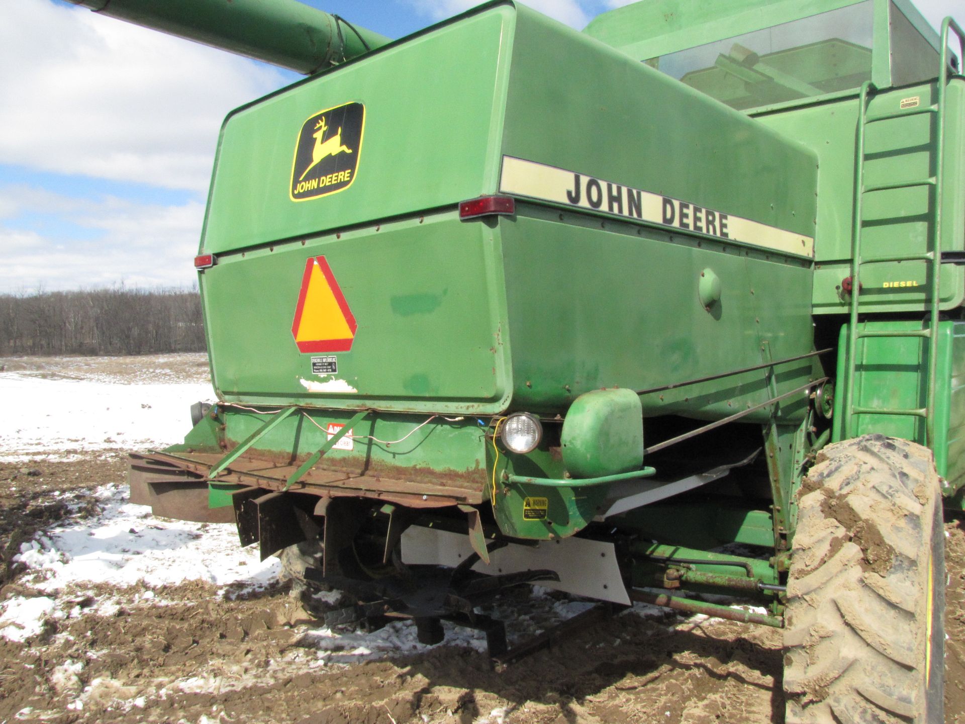 John Deere 8820 Combine - Image 10 of 68