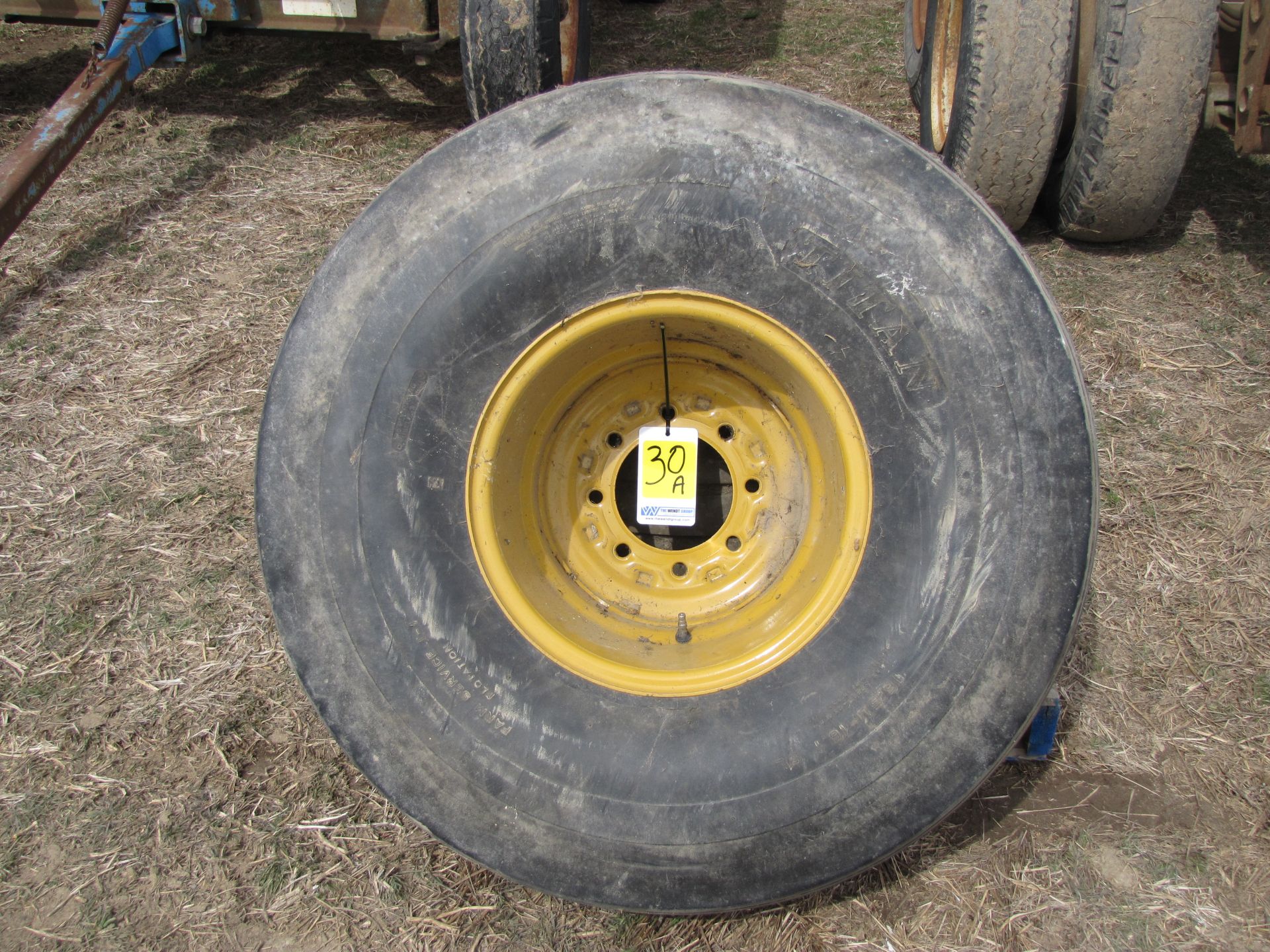 16.5L-16.1 Tire - Image 2 of 6