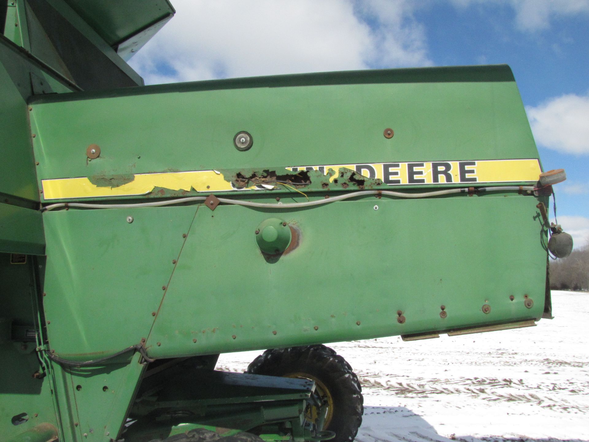 John Deere 8820 yellow top combine - Image 23 of 41