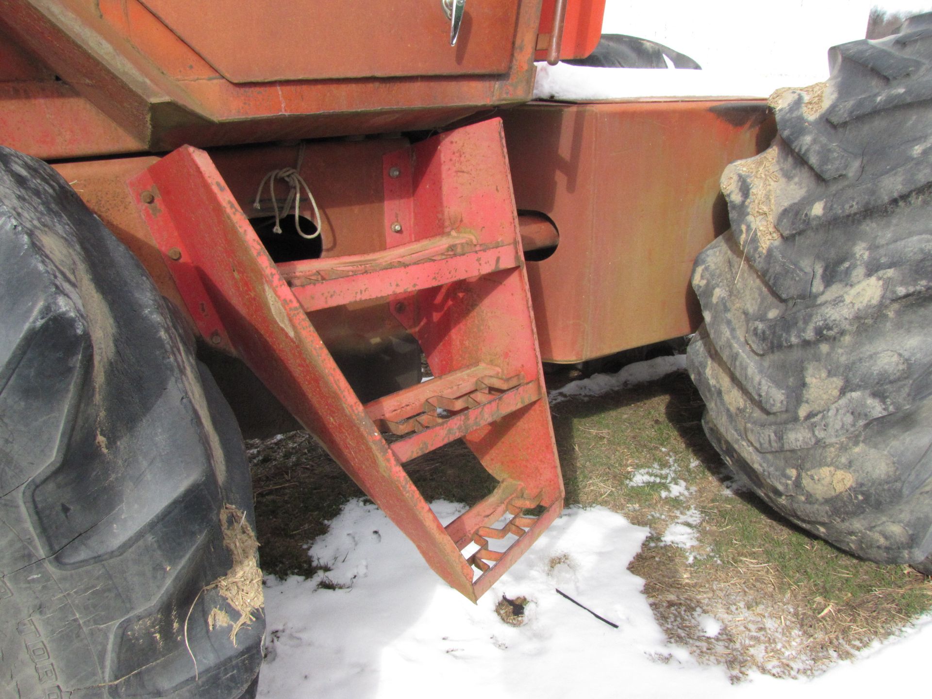 Massey Ferguson 1800 tractor - Image 21 of 47