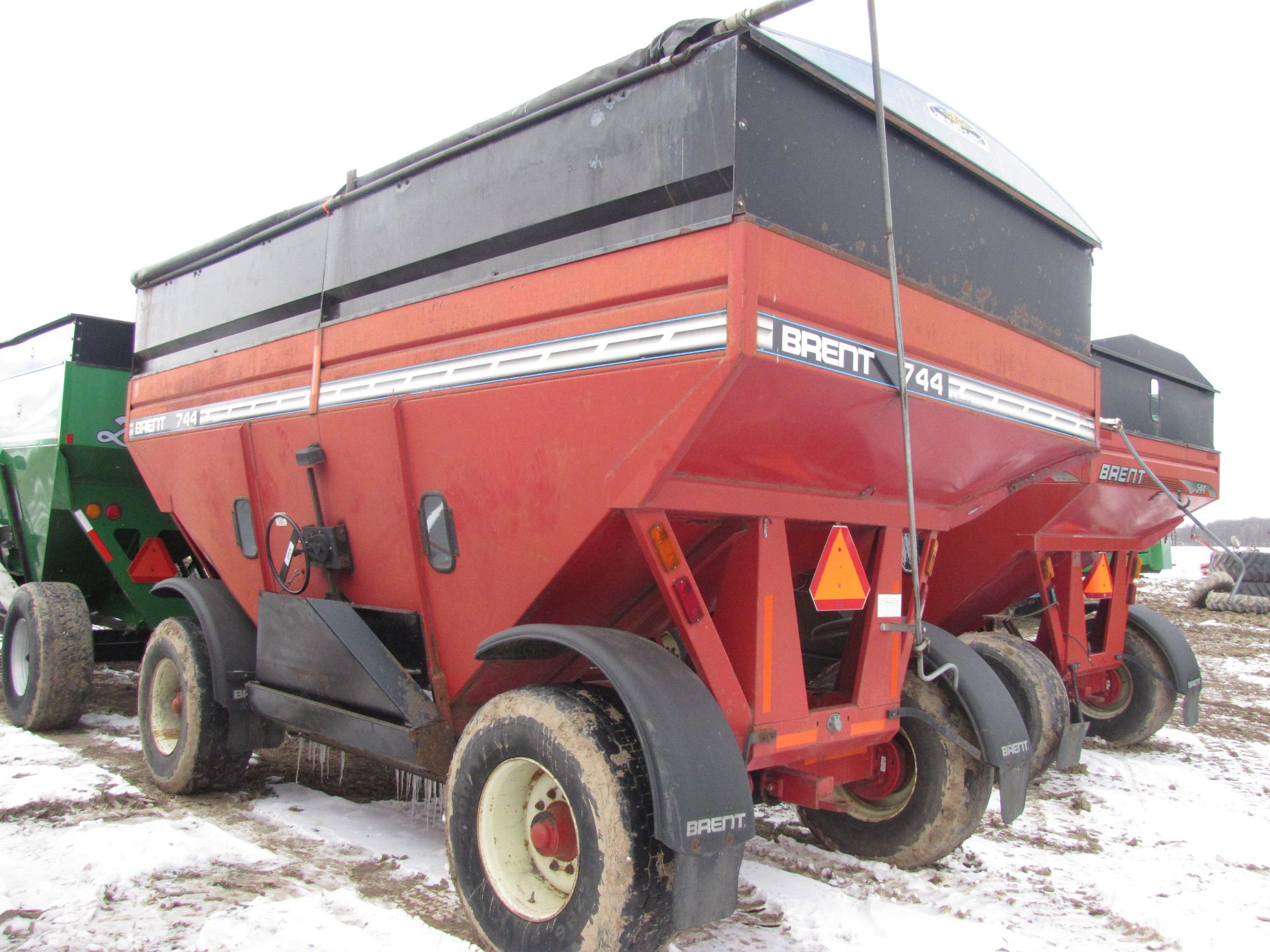 Brent 774 gravity wagon