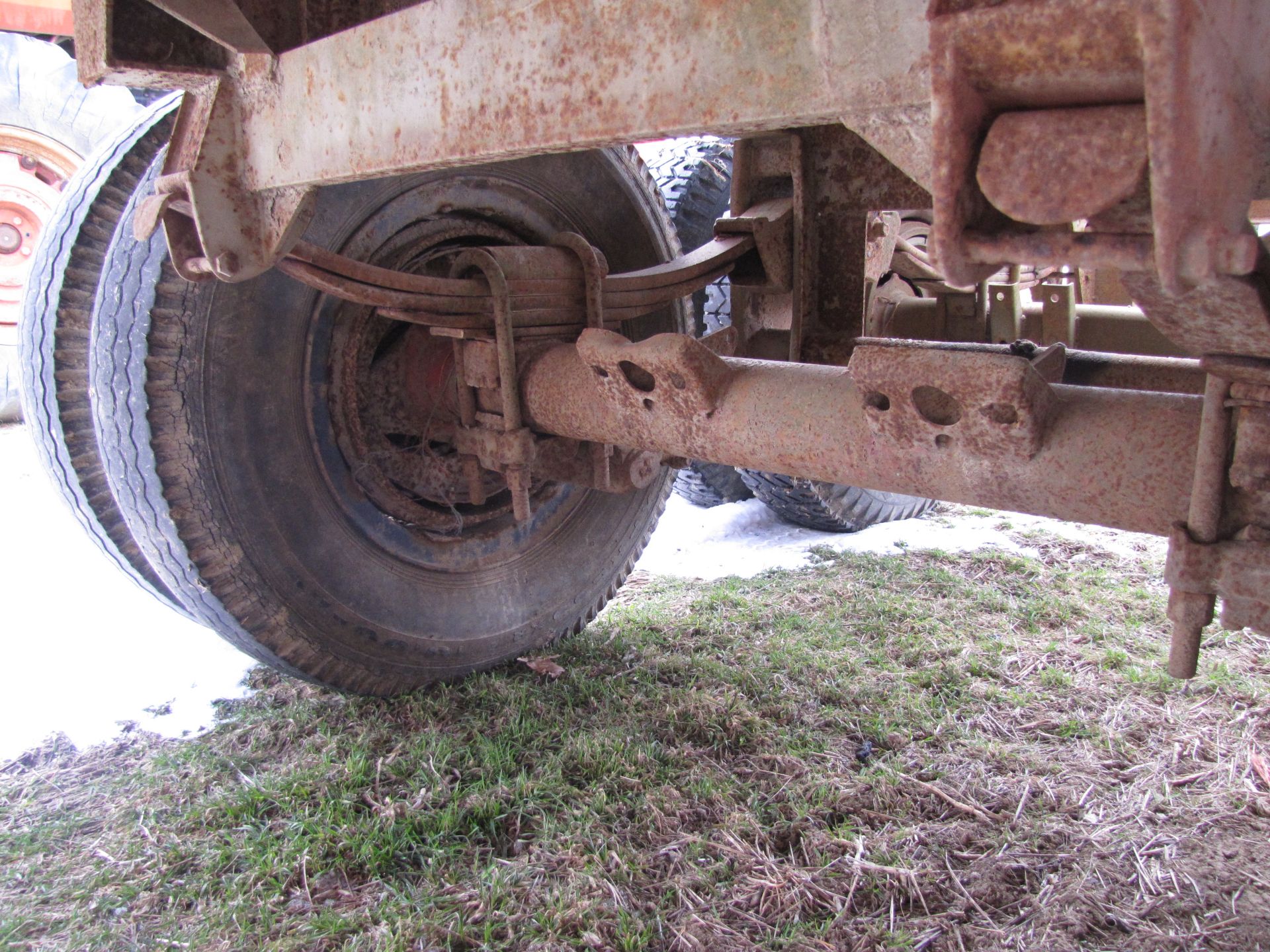Tandem axle, pull type fifth wheel dolley - Image 11 of 13