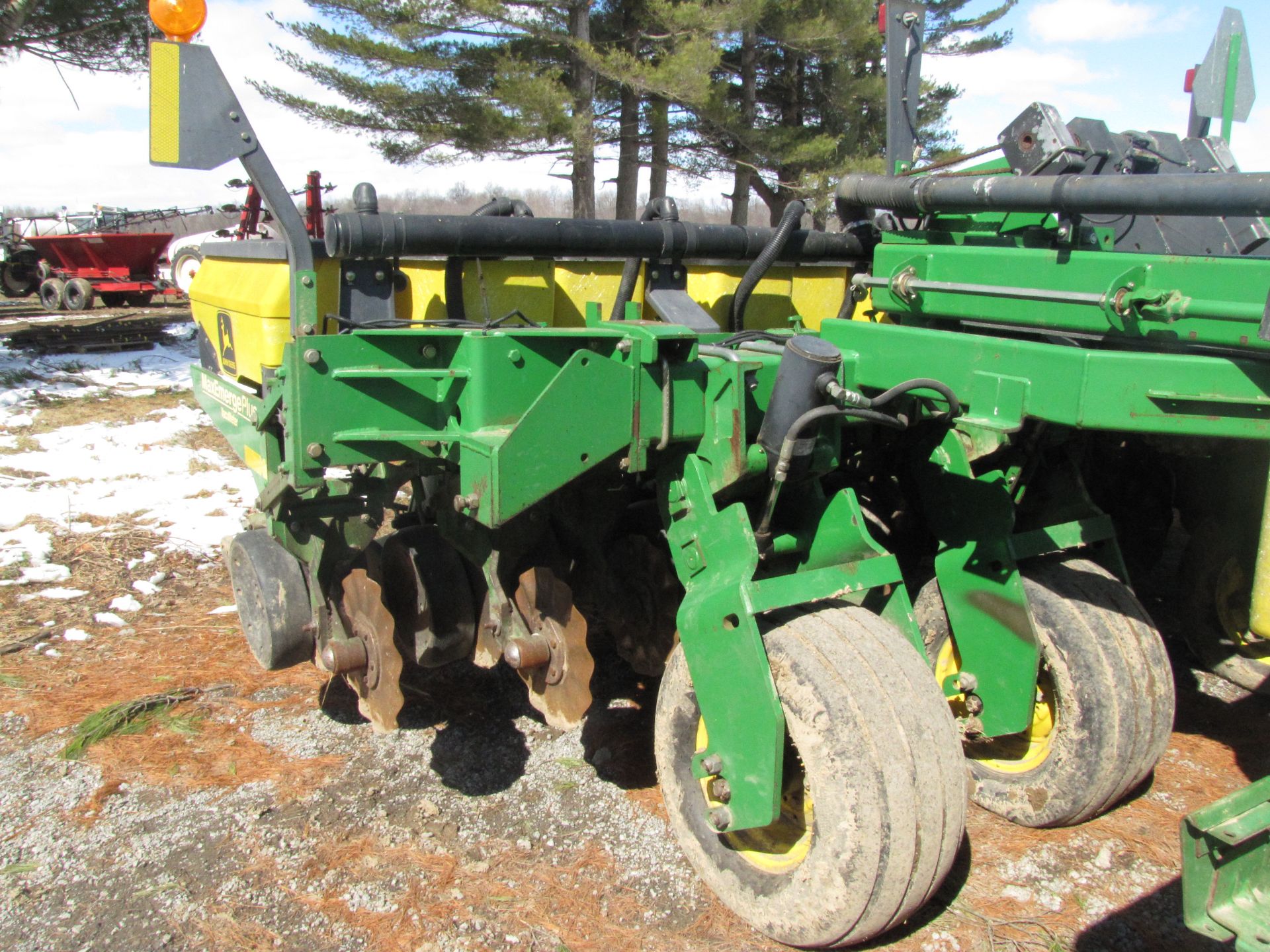 John Deere 1780 12/23-row Max Emerge Plus conservation planter - Image 17 of 30