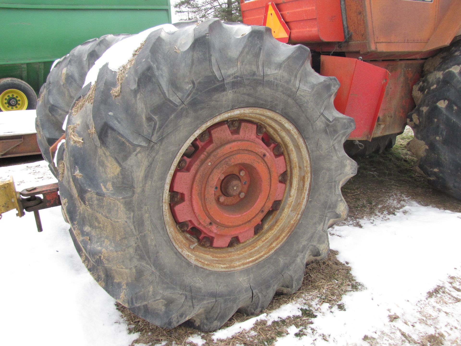 Massey Ferguson 1800 tractor - Image 7 of 47