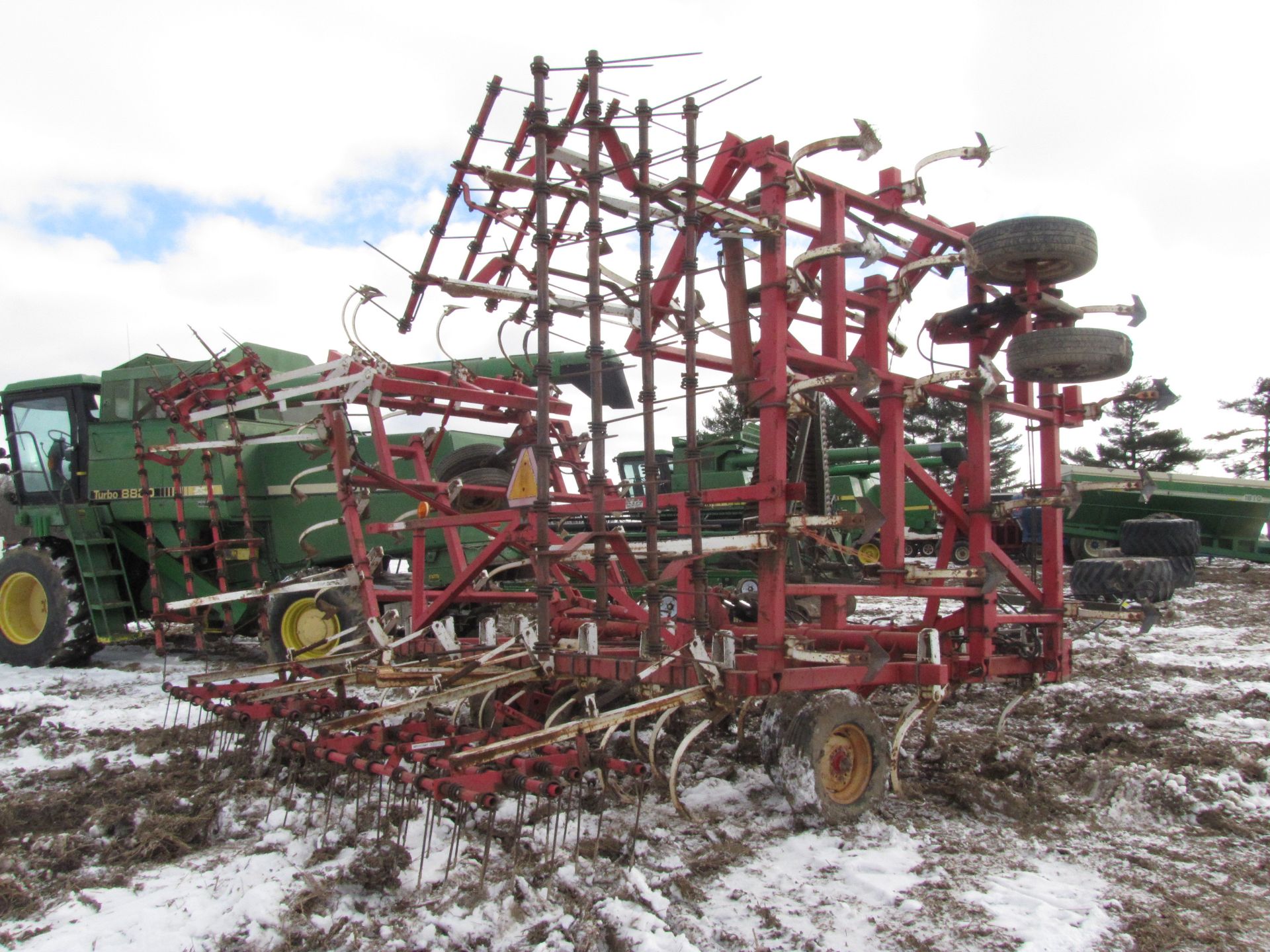 36’ Wil-Rich field cultivator - Image 7 of 28