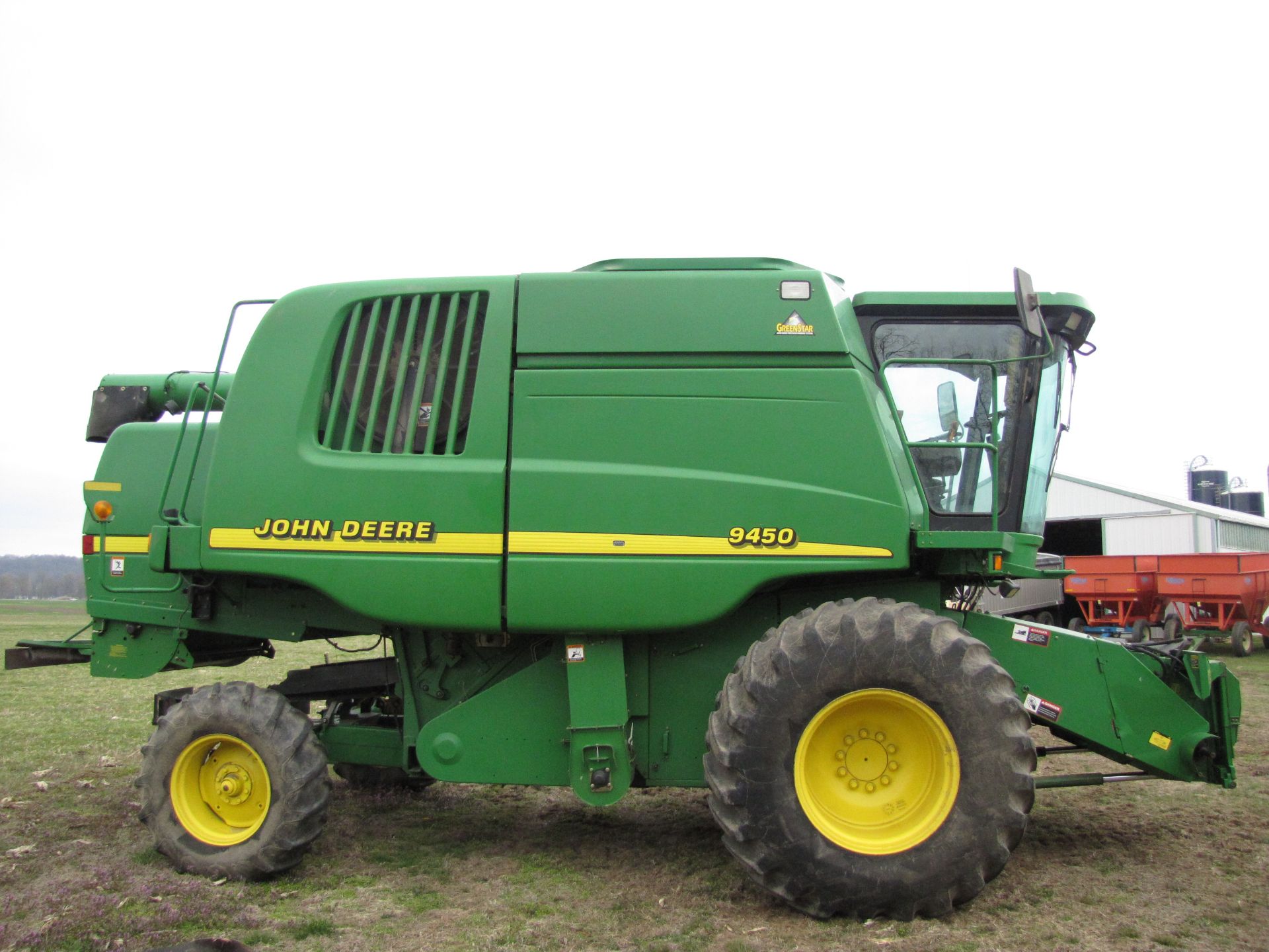 John Deere 9450 combine - Image 9 of 84