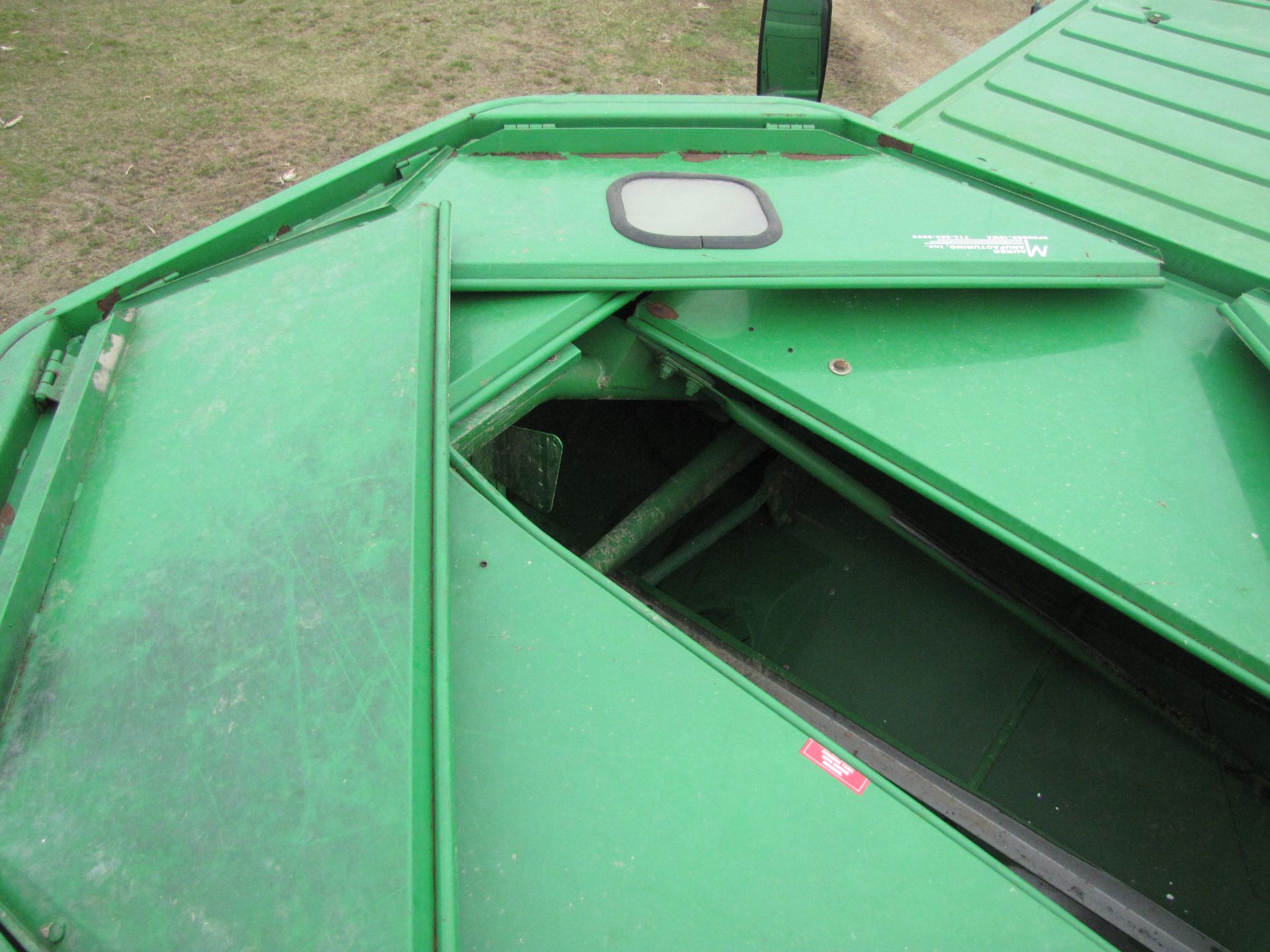 John Deere 9450 combine - Image 68 of 84