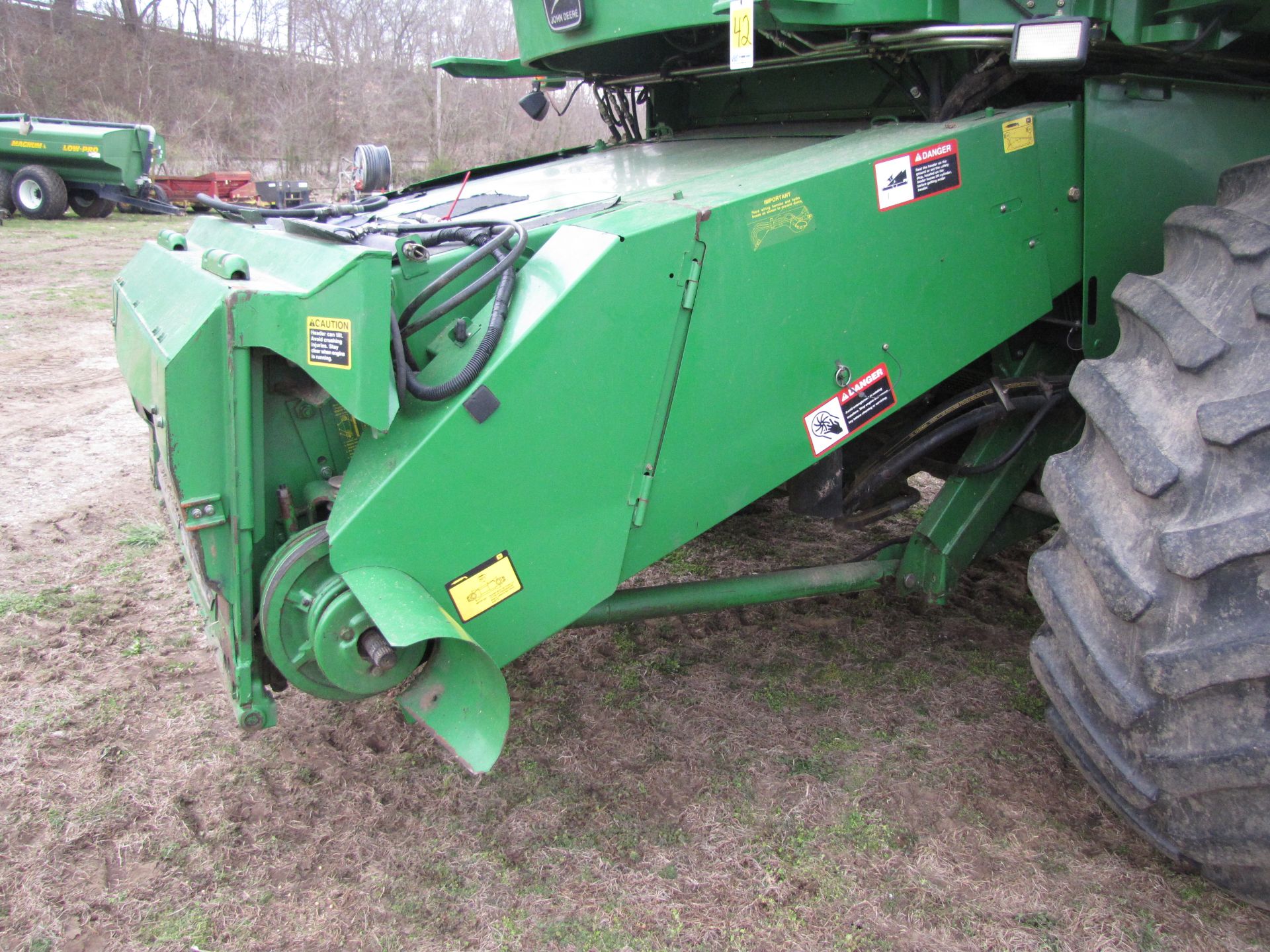 John Deere 9450 combine - Image 26 of 84