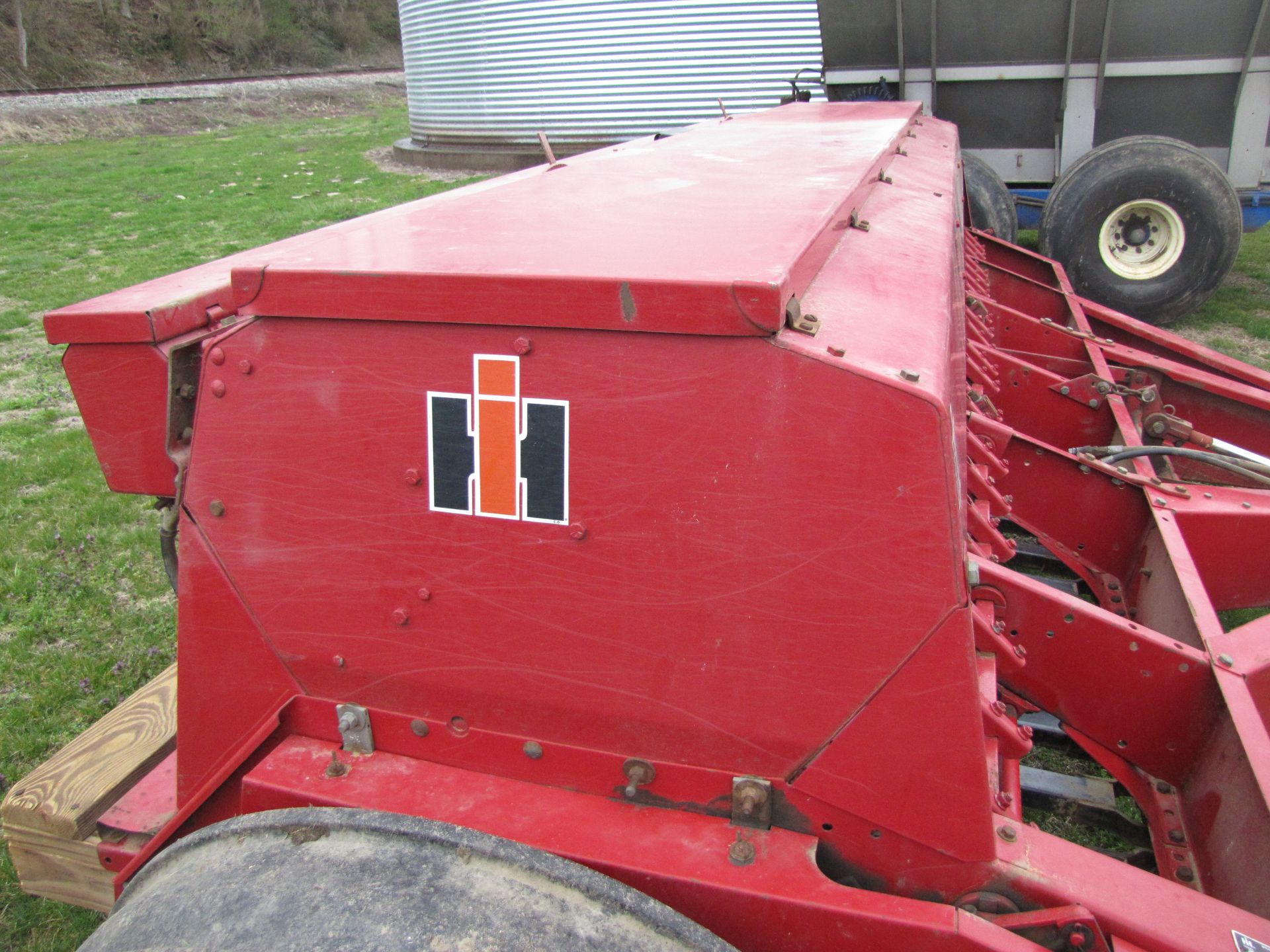 International 5100 end-wheel drill - Image 11 of 30