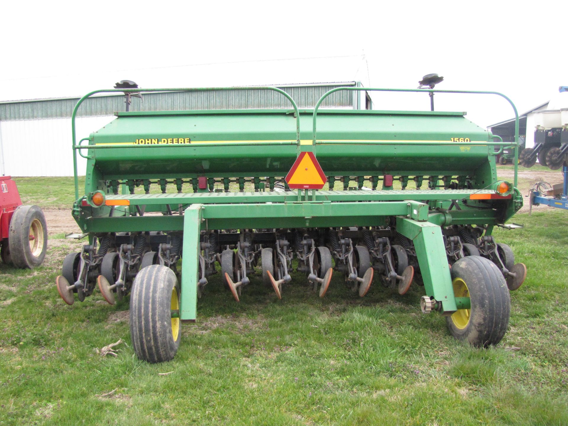 15’ John Deere 1560 no-till drill - Image 6 of 43