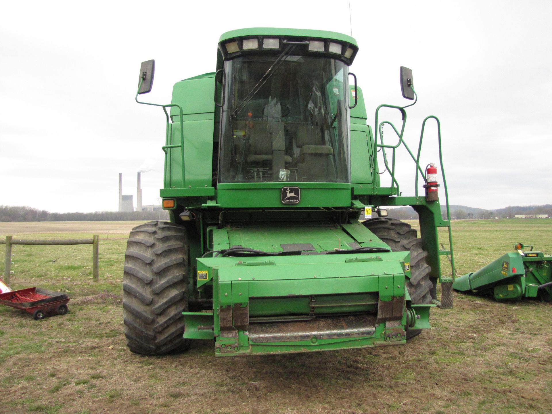 John Deere 9450 combine - Image 4 of 84