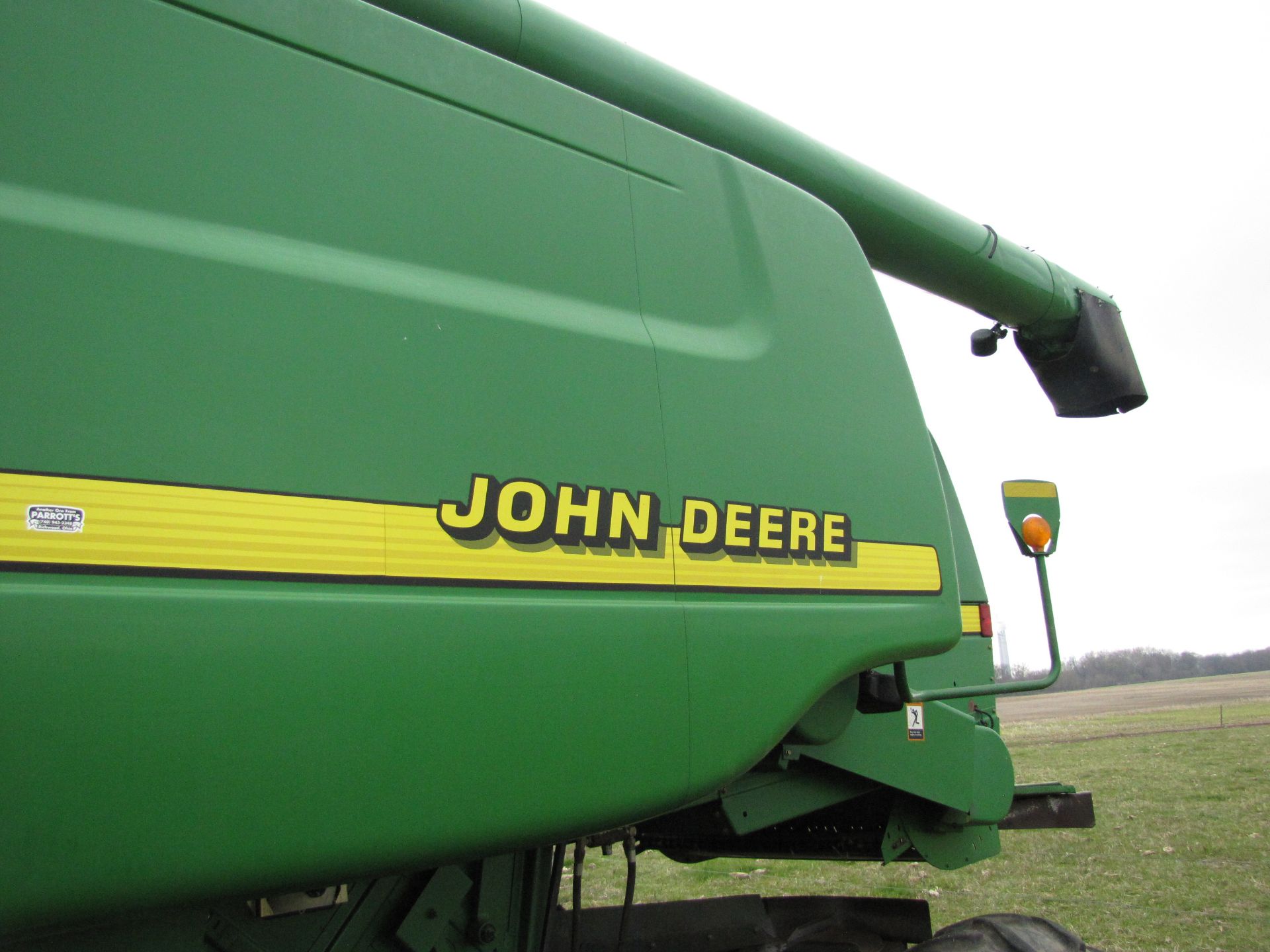 John Deere 9450 combine - Image 33 of 84