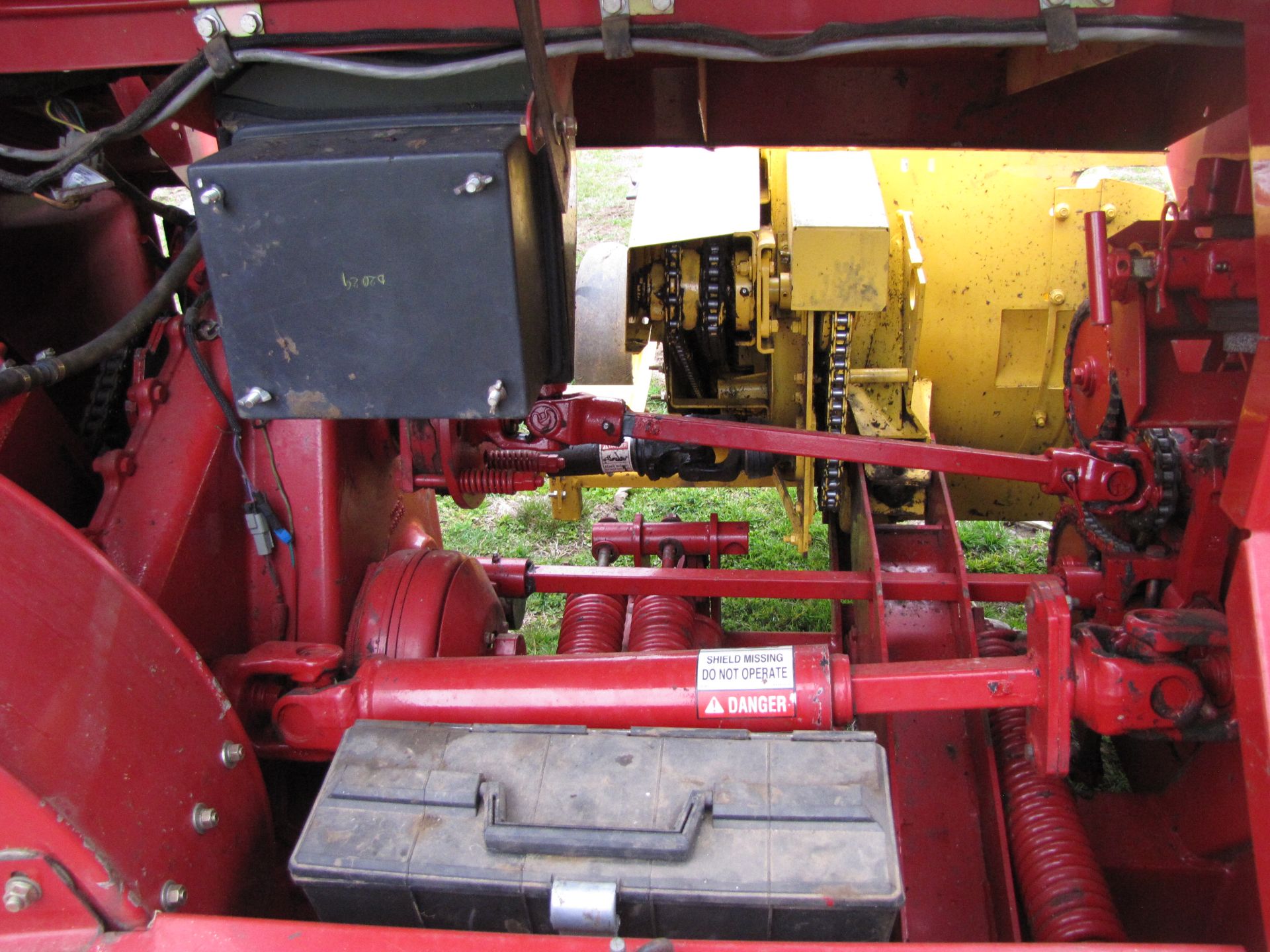 New Holland FP 230 forage harvester - Image 28 of 37