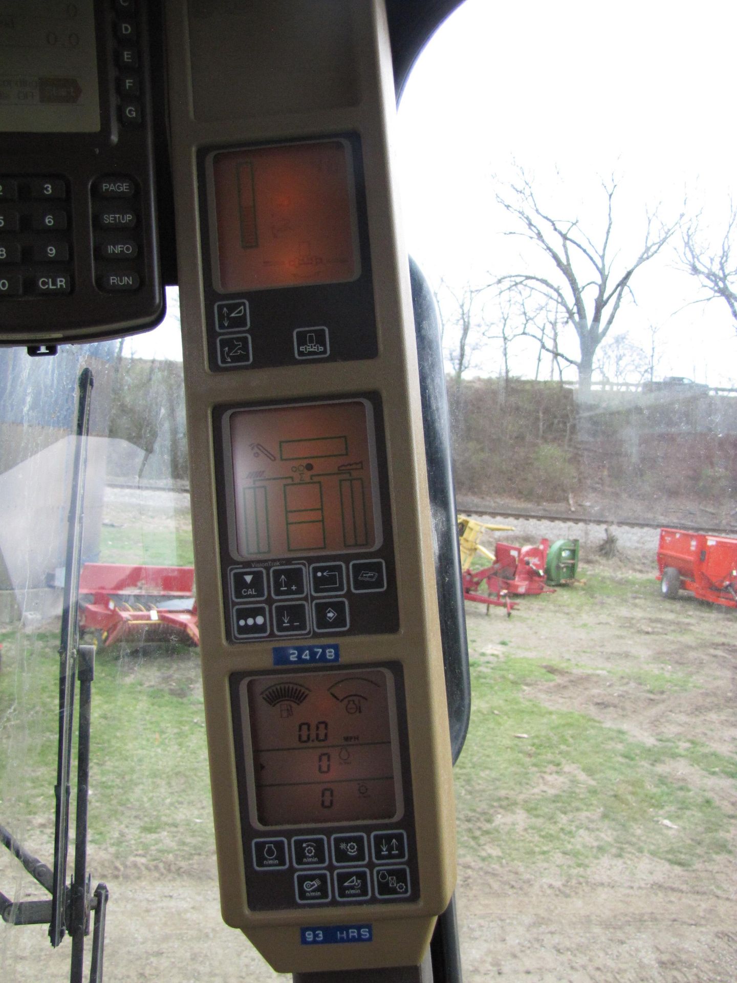 John Deere 9450 combine - Image 83 of 84