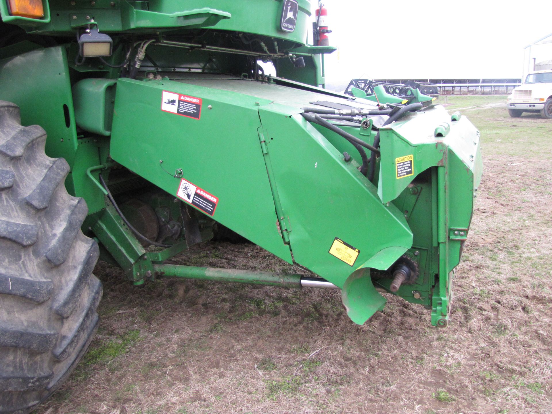 John Deere 9450 combine - Image 20 of 84